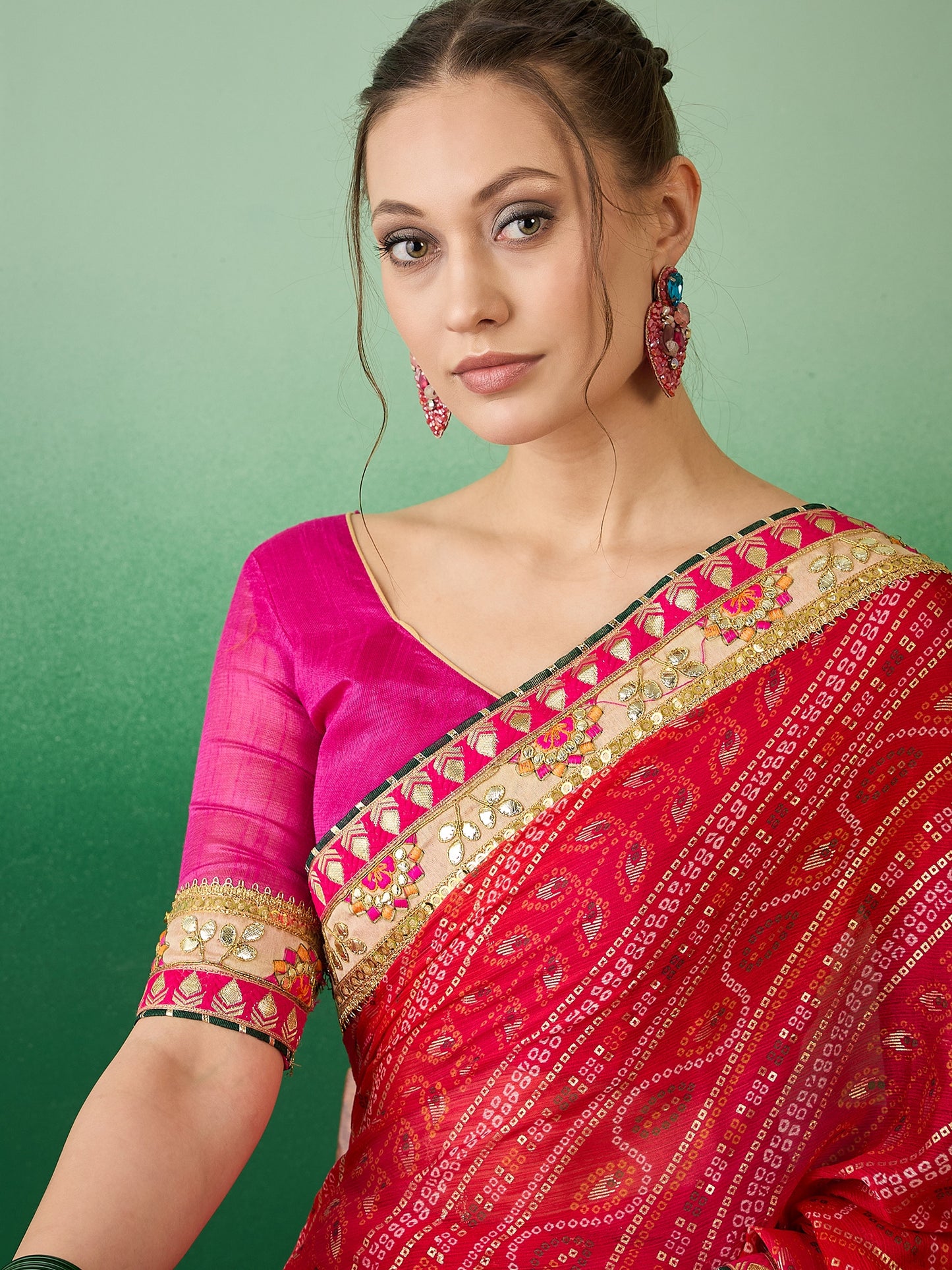 Dhiyona RV Women's Soft Mose Chiffon With Bhandhani Print With Heavy Lace Saree With Blouse ( KVD2130 )