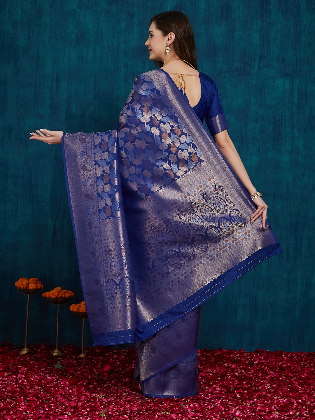 Dhiyona RV Women's Kanjivaram Silk Woven With Golden Woven Border Saree ( KVD2156 )
