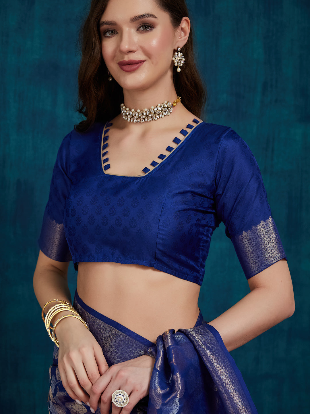 Dhiyona RV Women's Kanjivaram Silk Woven With Golden Woven Border Saree ( KVD2156 )