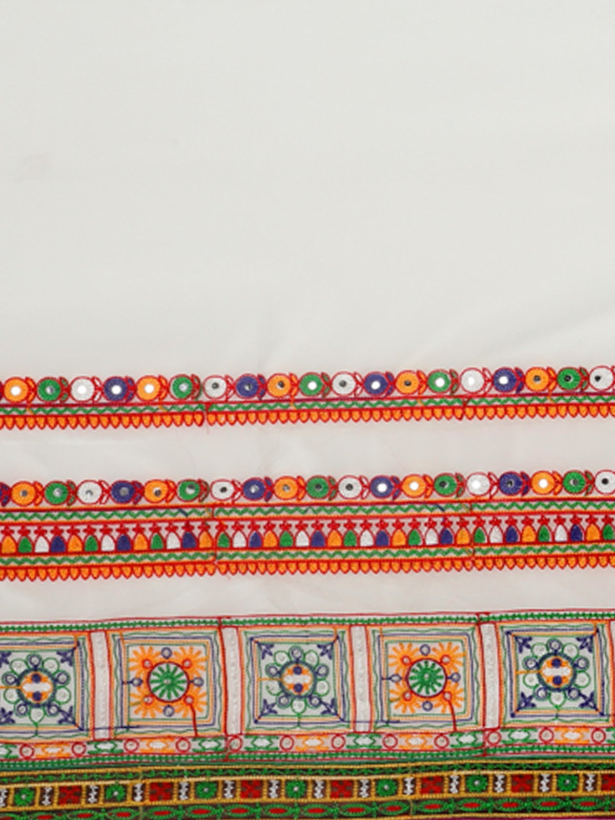 Dhiyona RV Women's Half And Half Bandhani Pallu With Kutchi Embroidered Saree ( KVD931 )