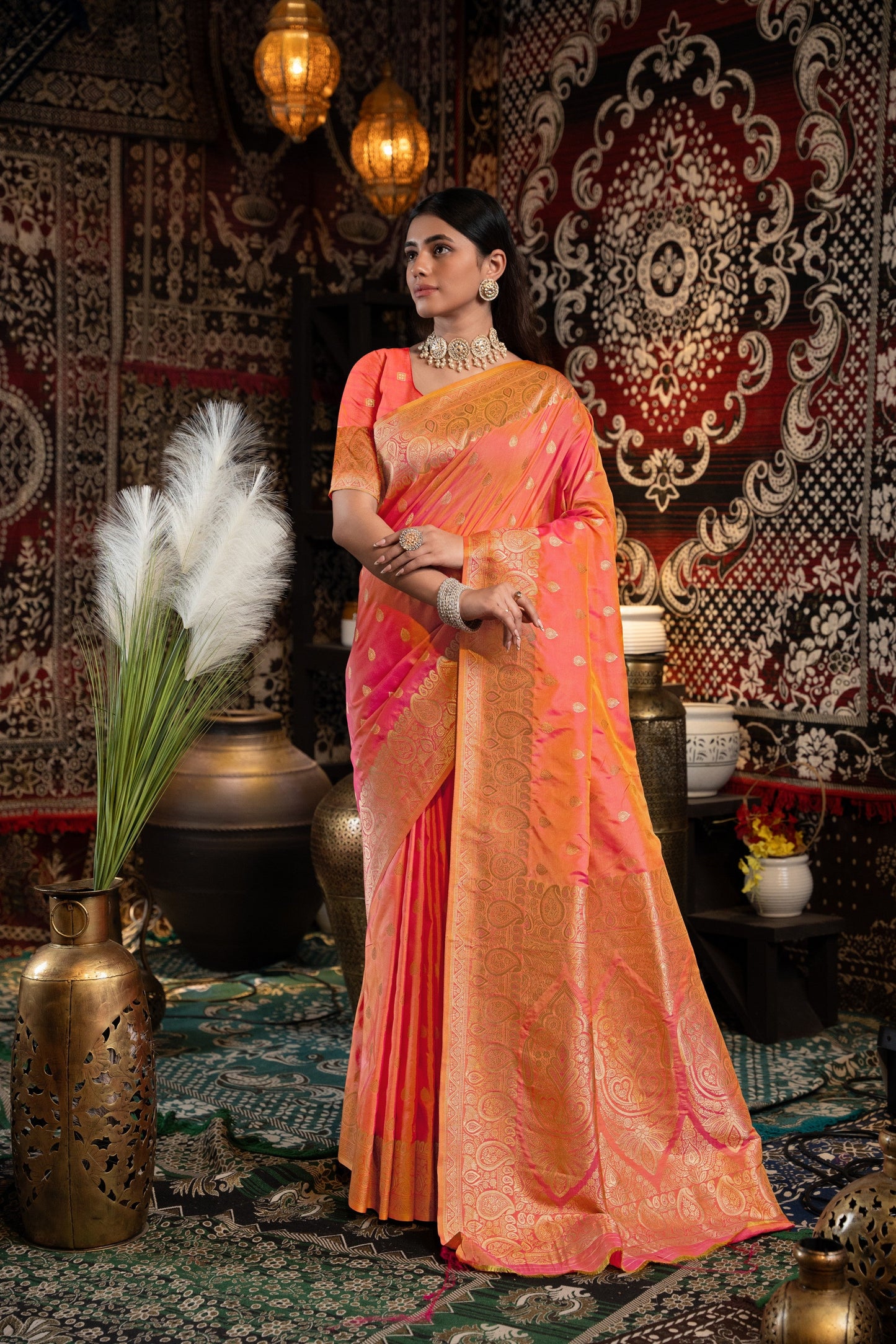 Dhiyona GR Women's Saachi Silk Peach Banarasi Silk Woven Saree