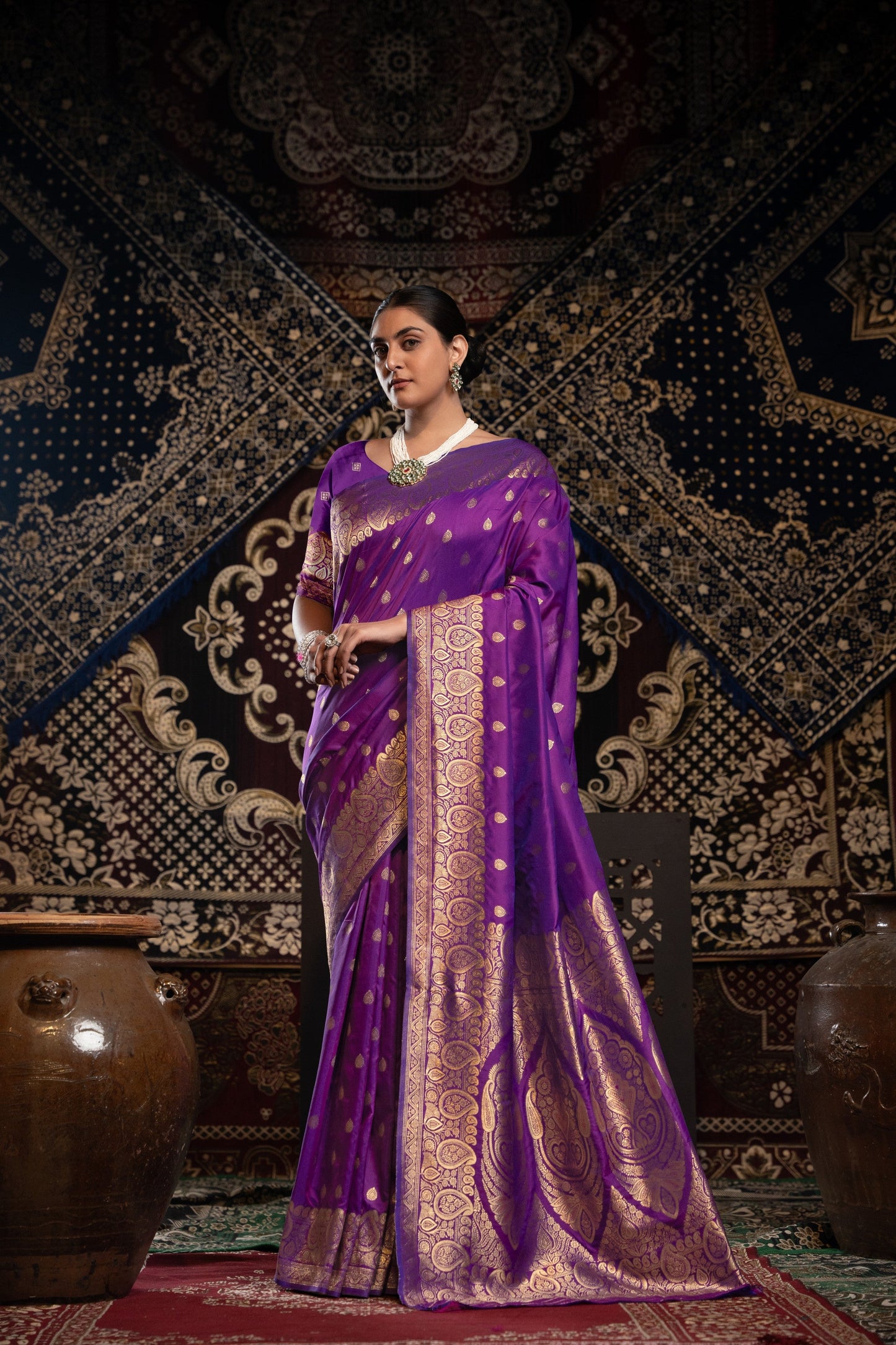 Dhiyona GR Women's Saachi Silk Violet Banarasi Silk Woven Saree