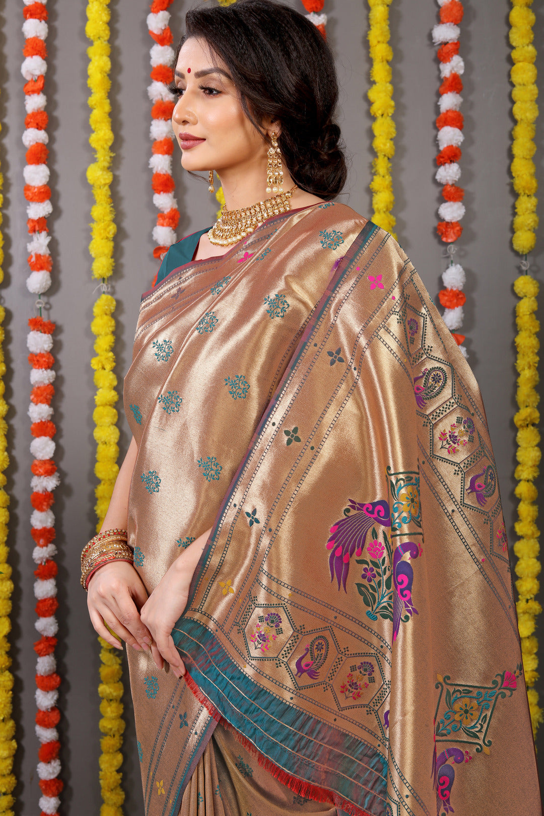 Dhiyona GR Women's Amrut Teal Zari Paithani Silk Saree