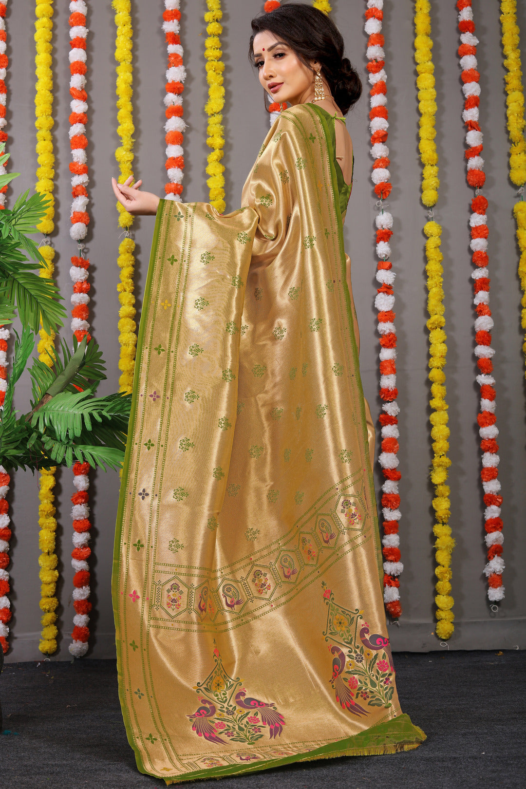 Dhiyona GR Women's Amrut Dark Green Zari Paithani Silk Saree
