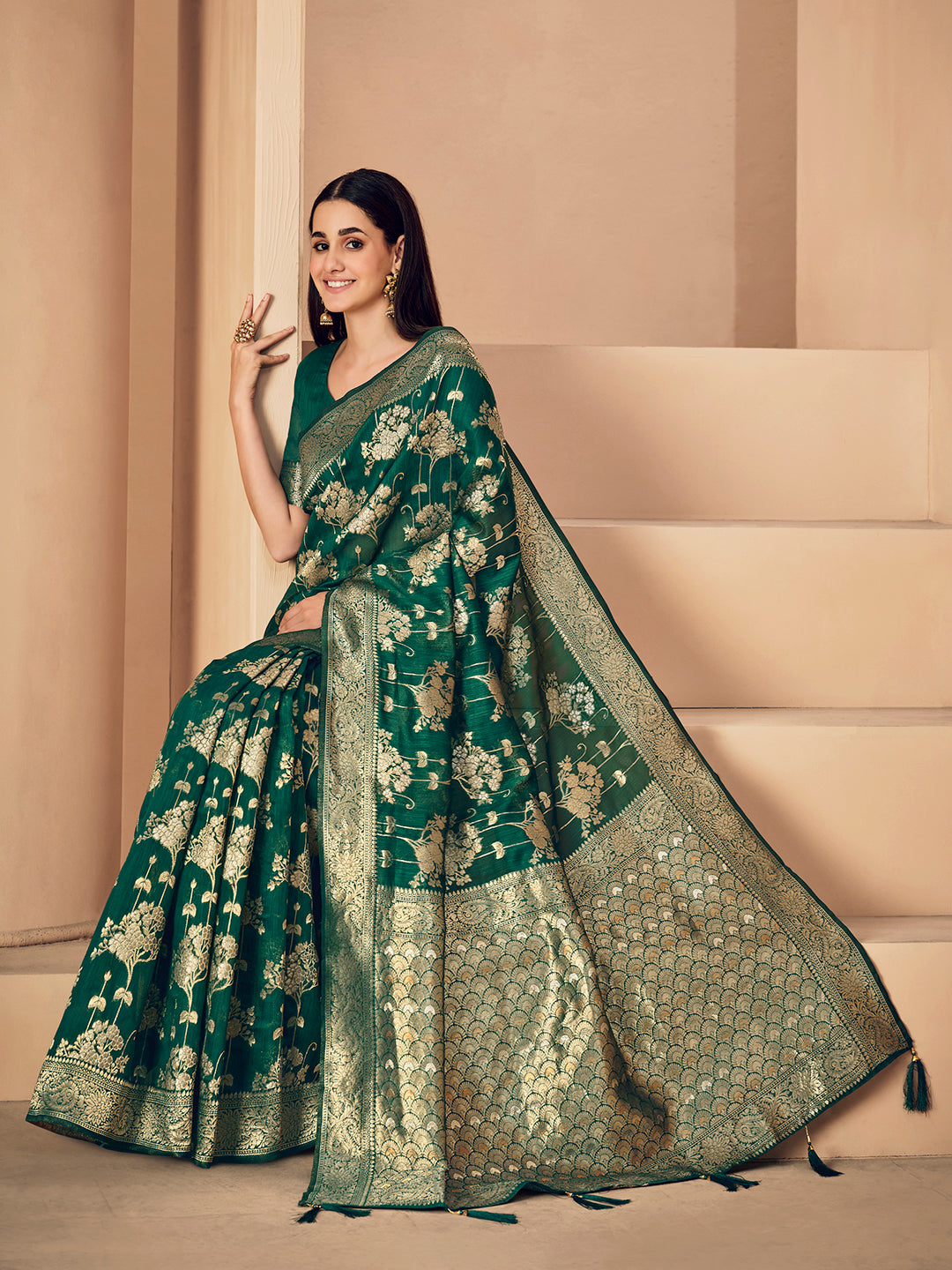 Dhiyona GR Women's Sargam Cadmium Green Zari Woven Design Linen Saree
