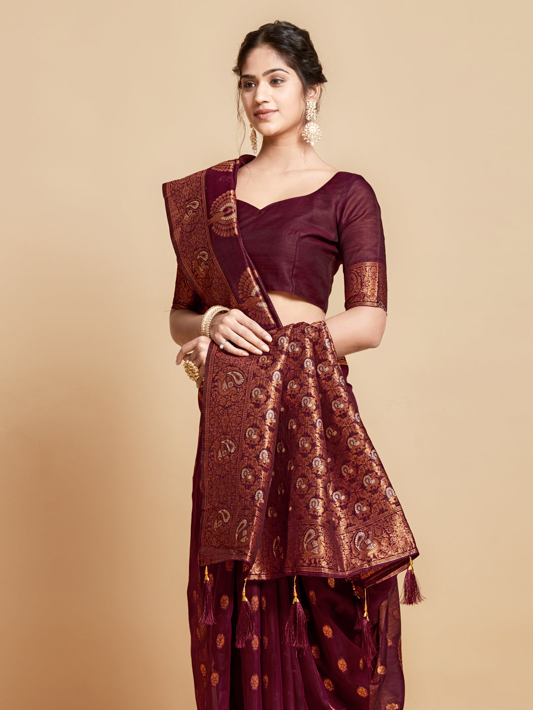 Dhiyona GR Women's Sargam Burnt Burgundy Zari Woven Design Linen Saree