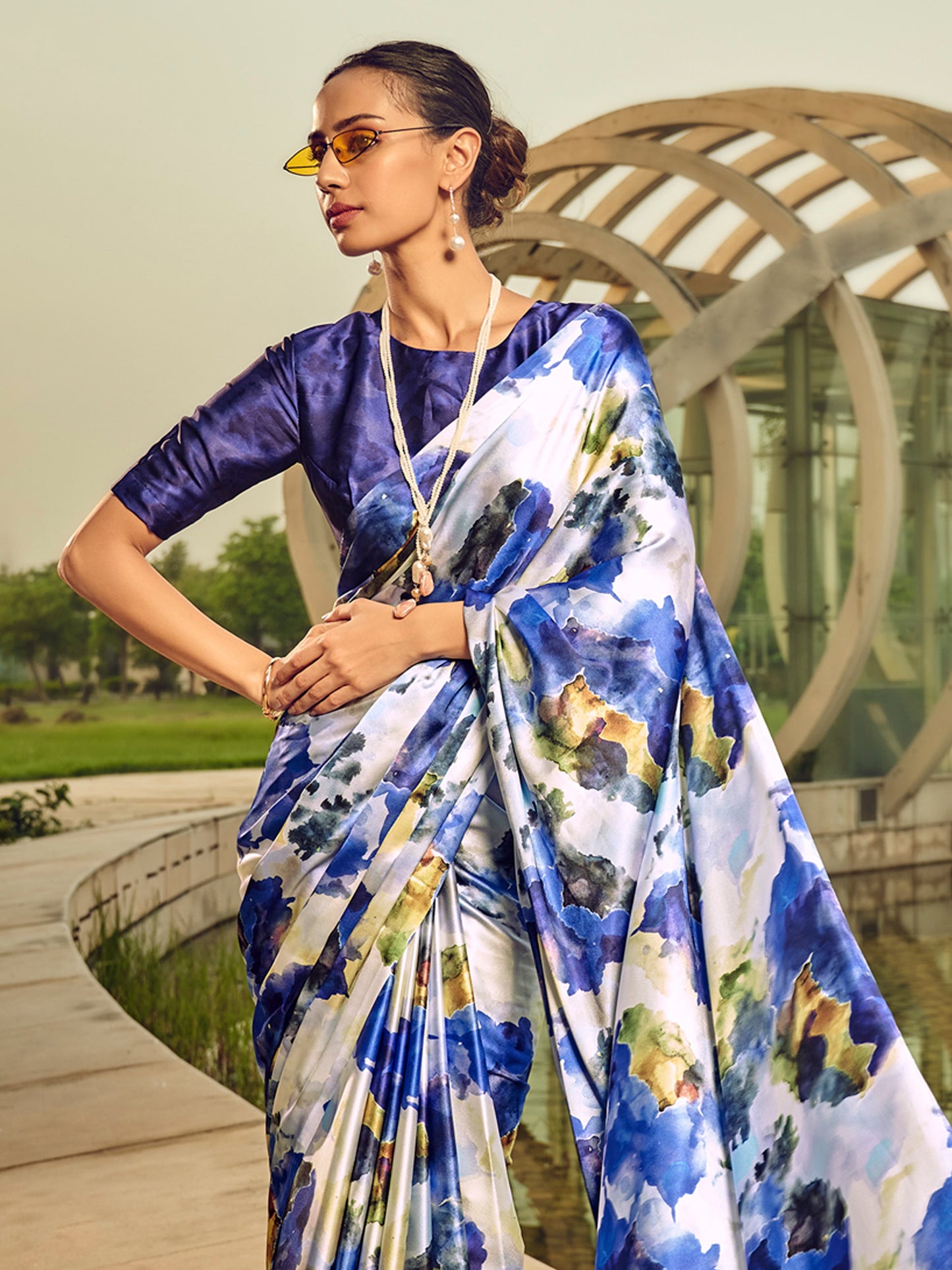 Women's Satin Silk Off White Printed Designer Saree With Blouse Piece