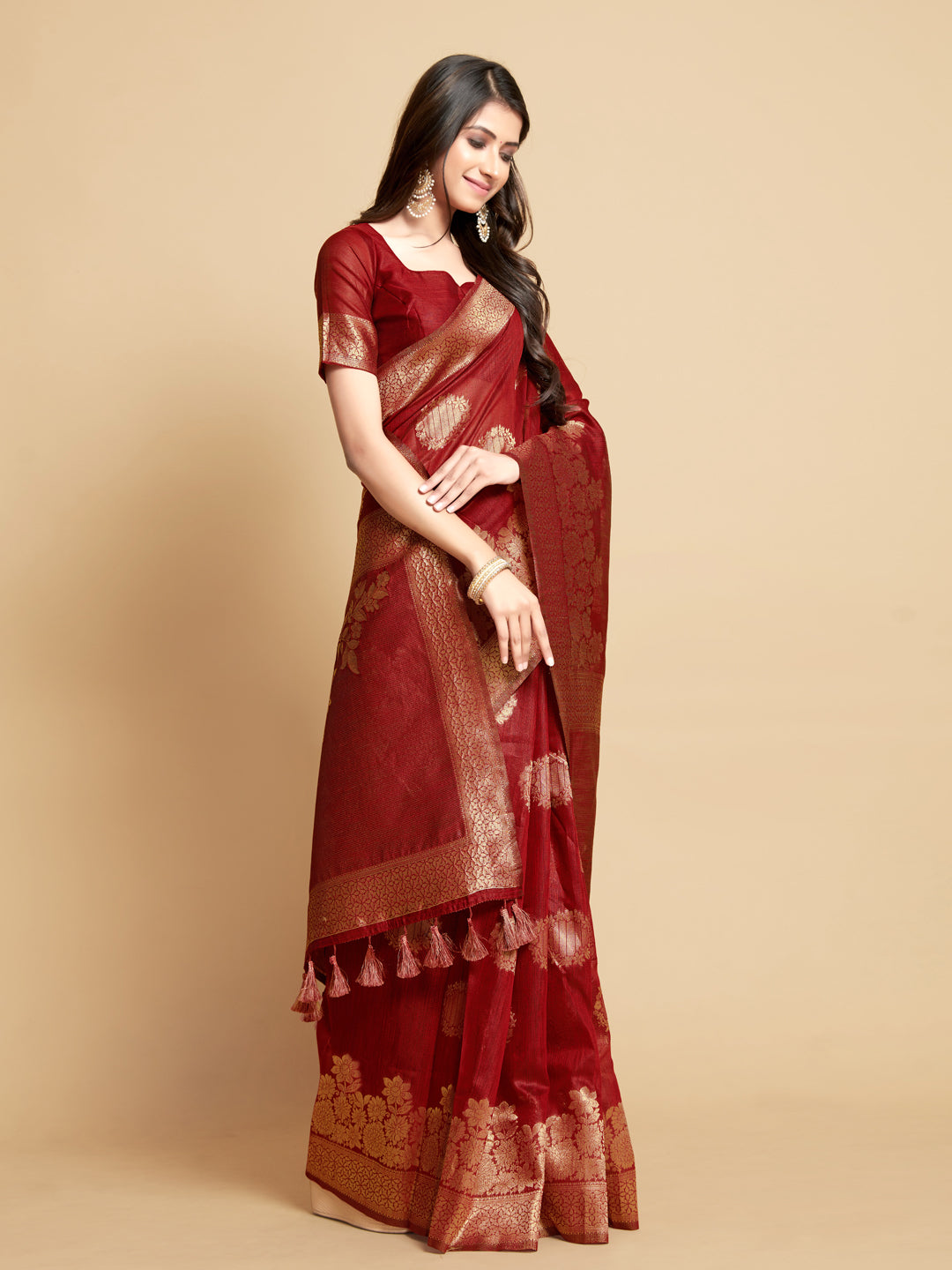 Dhiyona GR Women's Satrangi Chilli Red Zari Woven Design Linen Saree