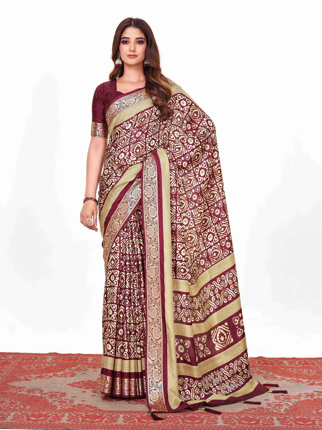 Women's Dola Silk Magenta Printed Designer Saree With Blouse Piece