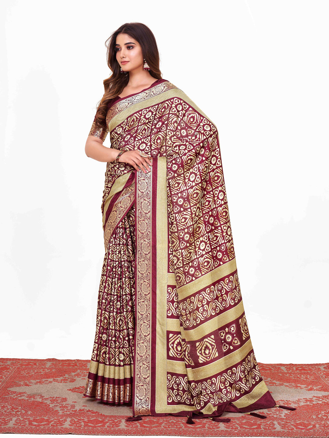 Women's Dola Silk Magenta Printed Designer Saree With Blouse Piece