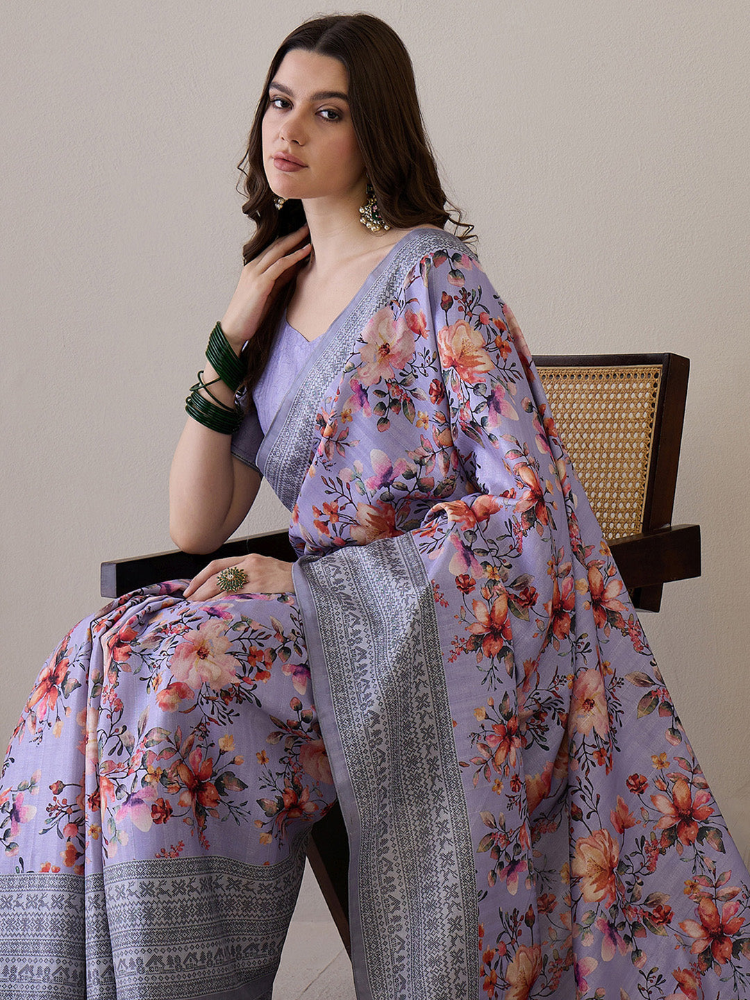 Women's Silk Blend Lavendar Printed Designer Saree With Blouse Piece