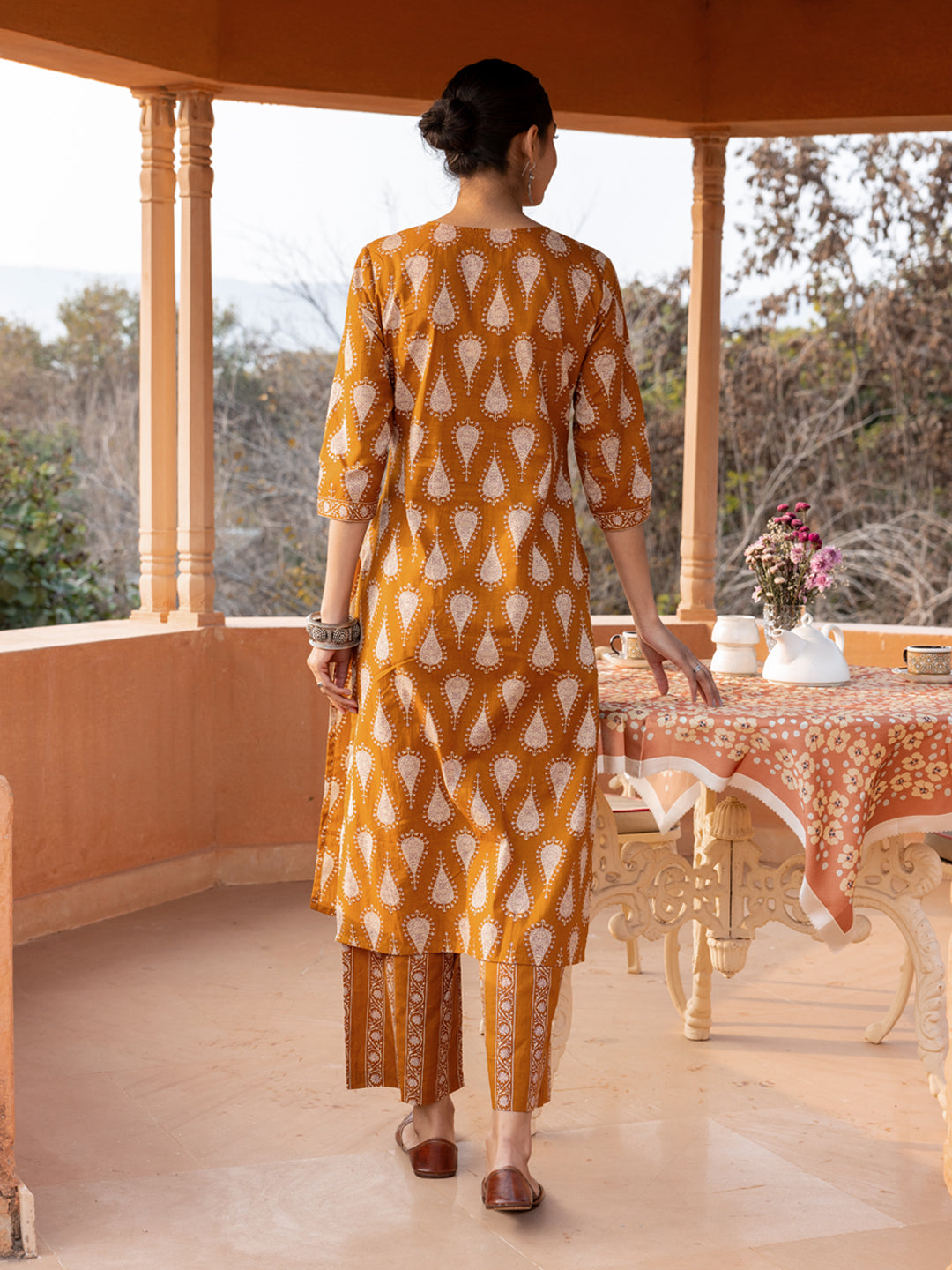 Dhiyona FL Women's Mustard Cotton Printed Straight-Cut Kurta Set