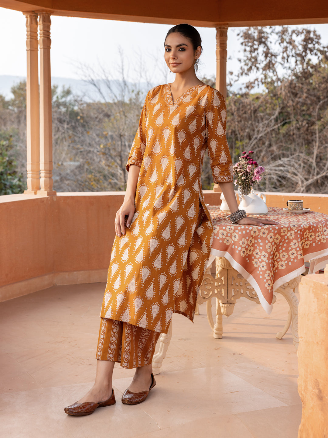 Dhiyona FL Women's Mustard Cotton Printed Straight-Cut Kurta Set