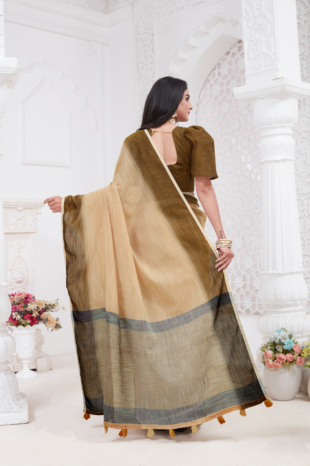 Dhiyona GR Women's Shades Mid Orange Handloom Linen Saree