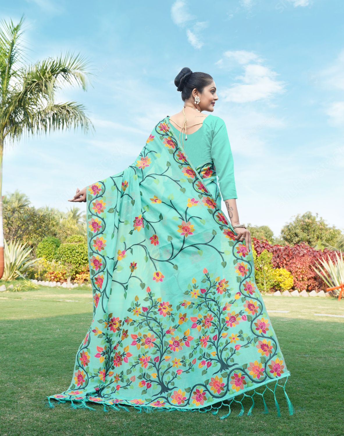 Dhiyona GR Women's Shahida Sky Blue Soft Cotton Jamdani Saree