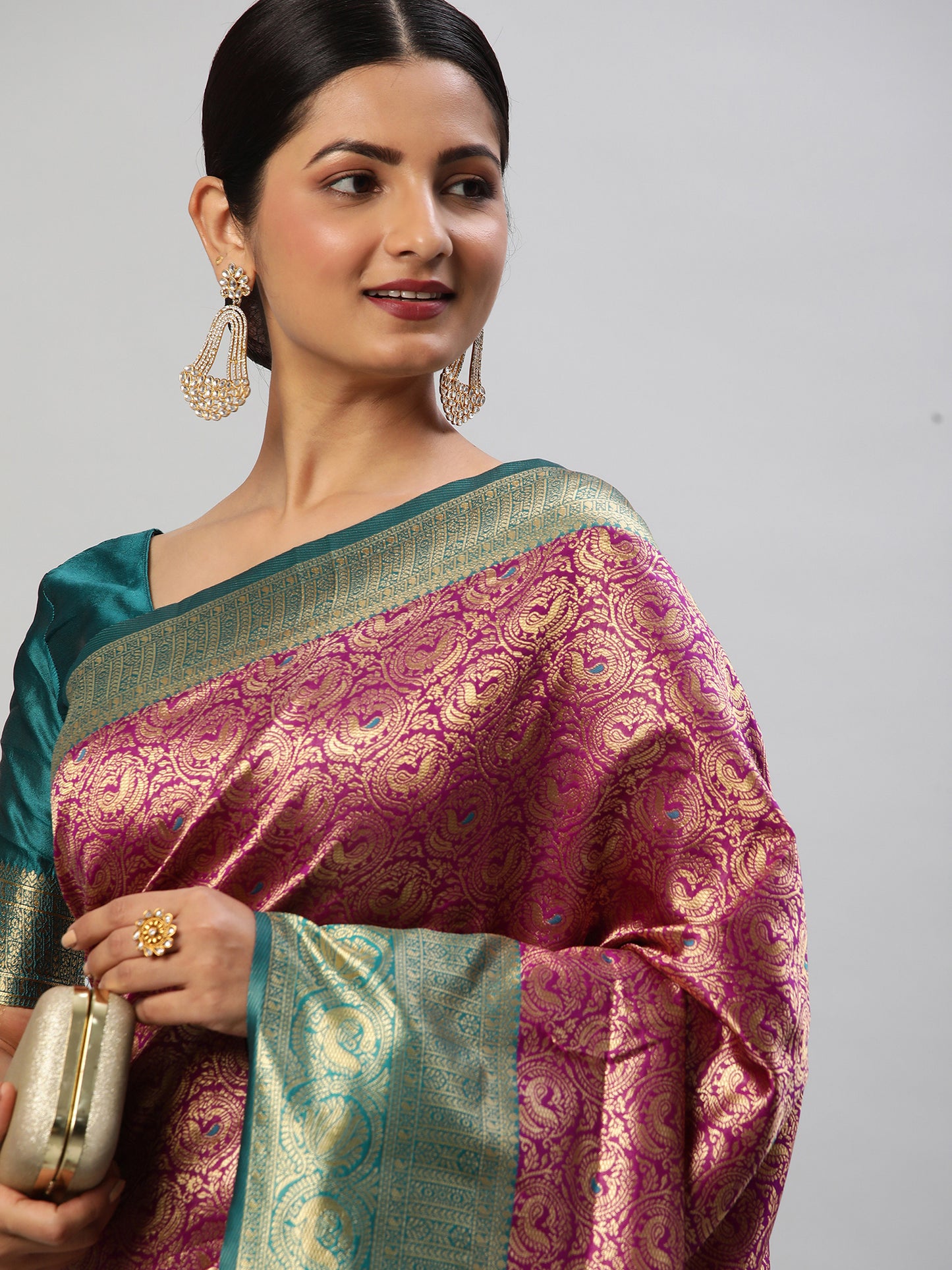 Women's Silk Blend Magenta Woven Design Designer Saree With Blouse Piece