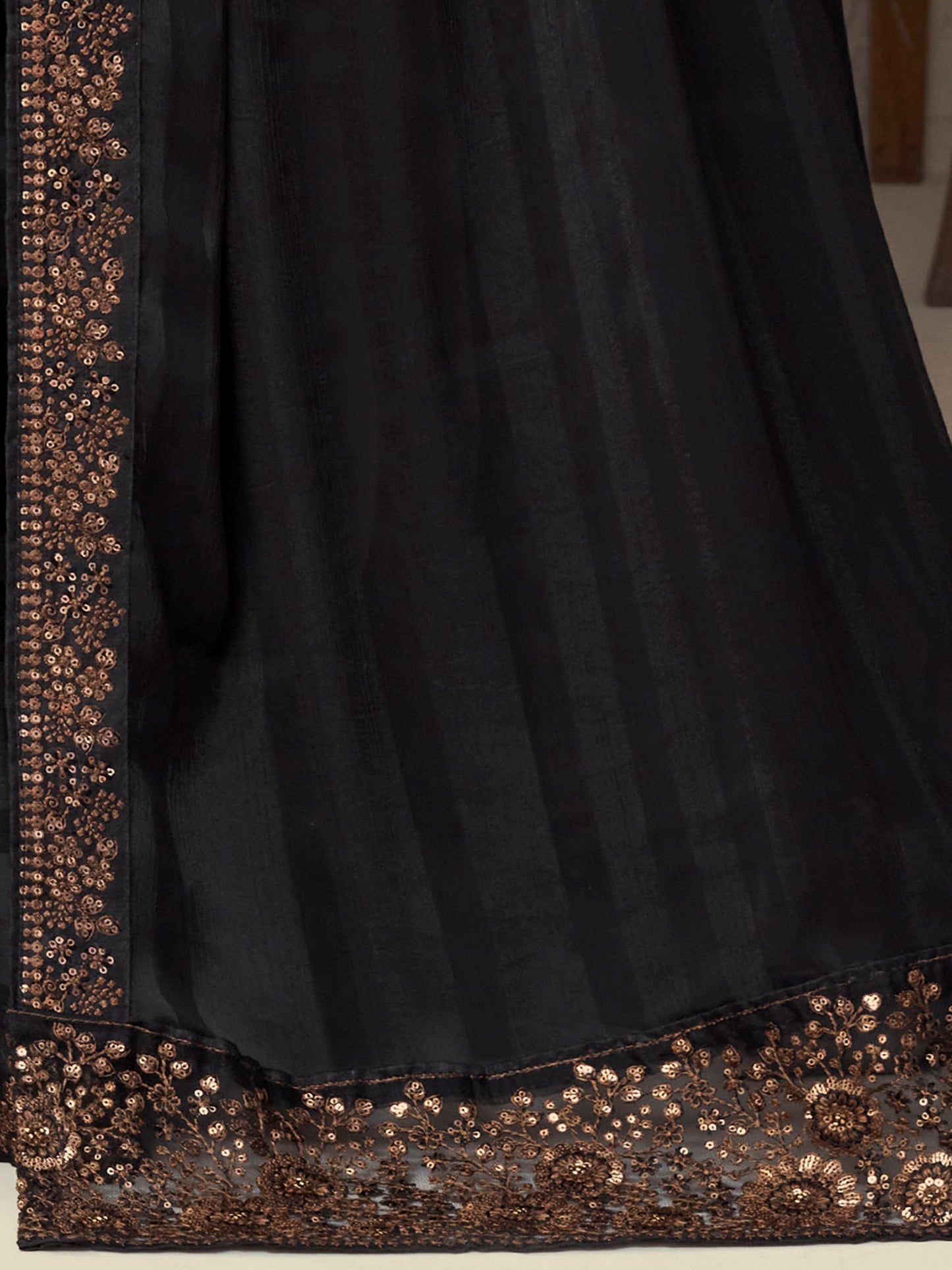 Women's Georgette Black Embellished Designer Saree With Blouse Piece