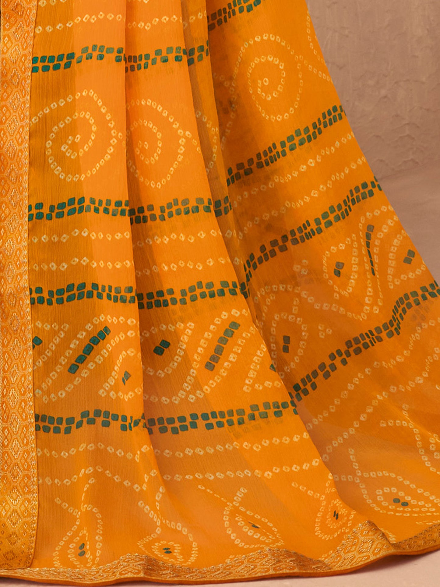 Women's Chiffon Yellow Embellished Designer Saree With Blouse Piece