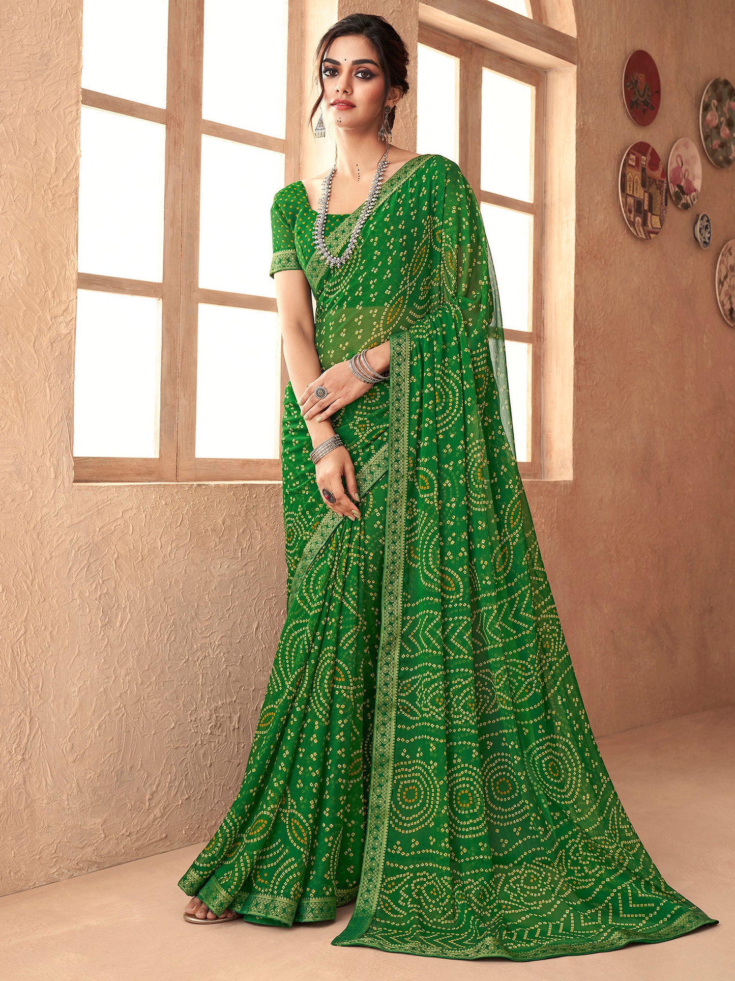 Women's Chiffon Green Embellished Designer Saree With Blouse Piece
