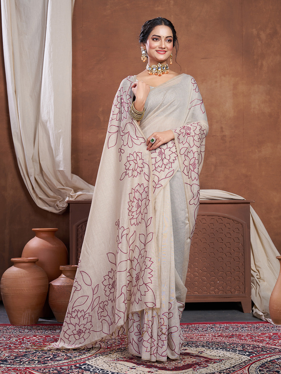 Dhiyona GR Women's Sketch Beige & Wine Pure Mul Cotton Jamdani Saree