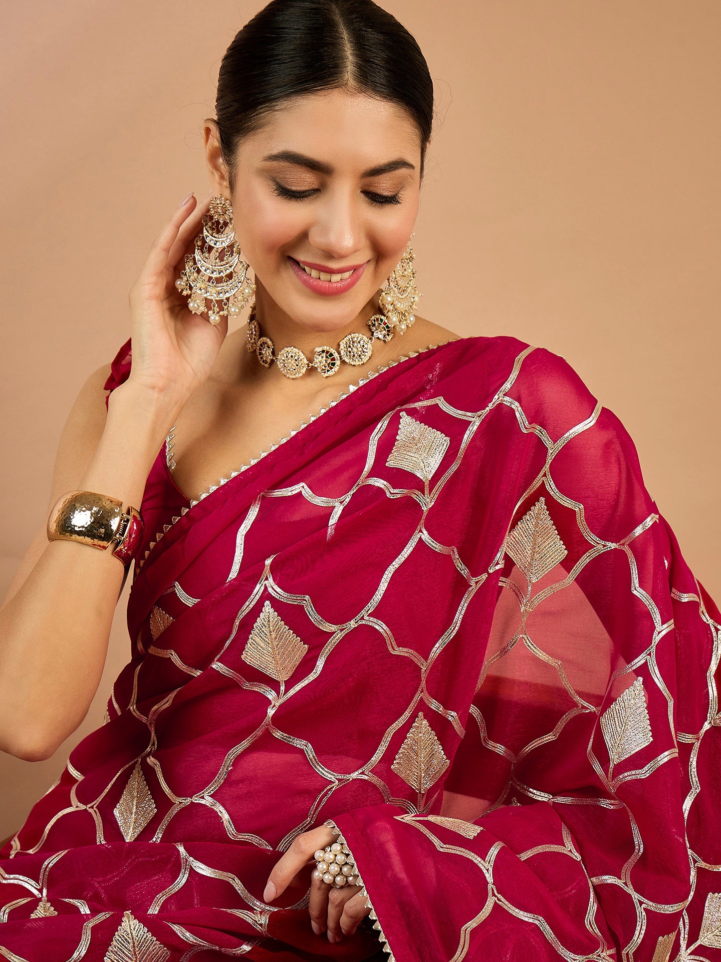 Women's Georgette Pink Embellished Designer Saree With Blouse Piece