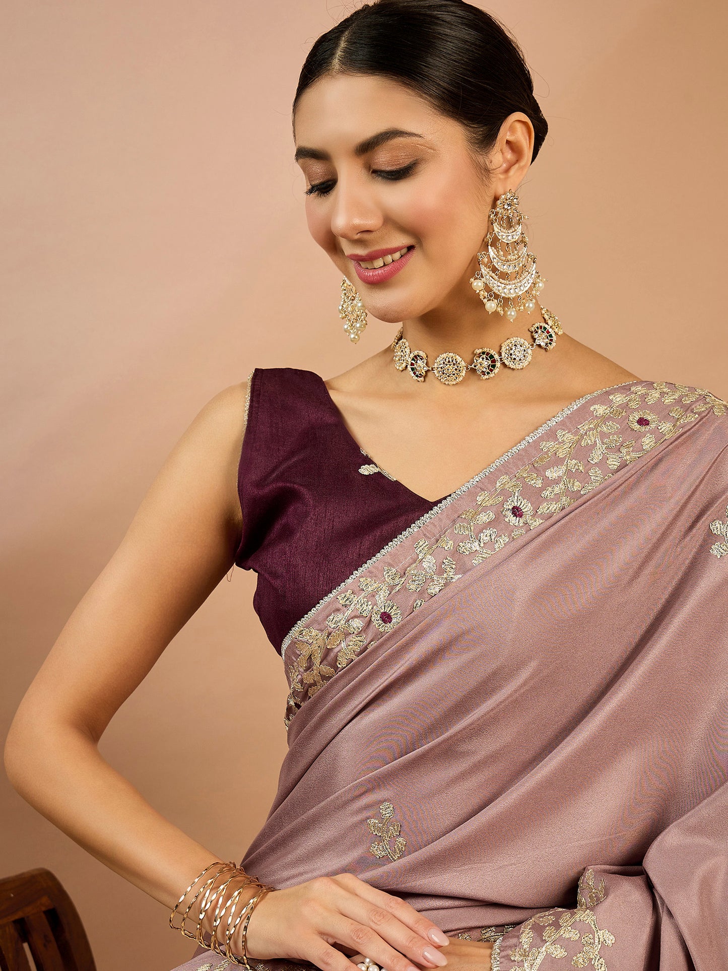 Women's Crepe Mauve Embellished Designer Saree With Blouse Piece