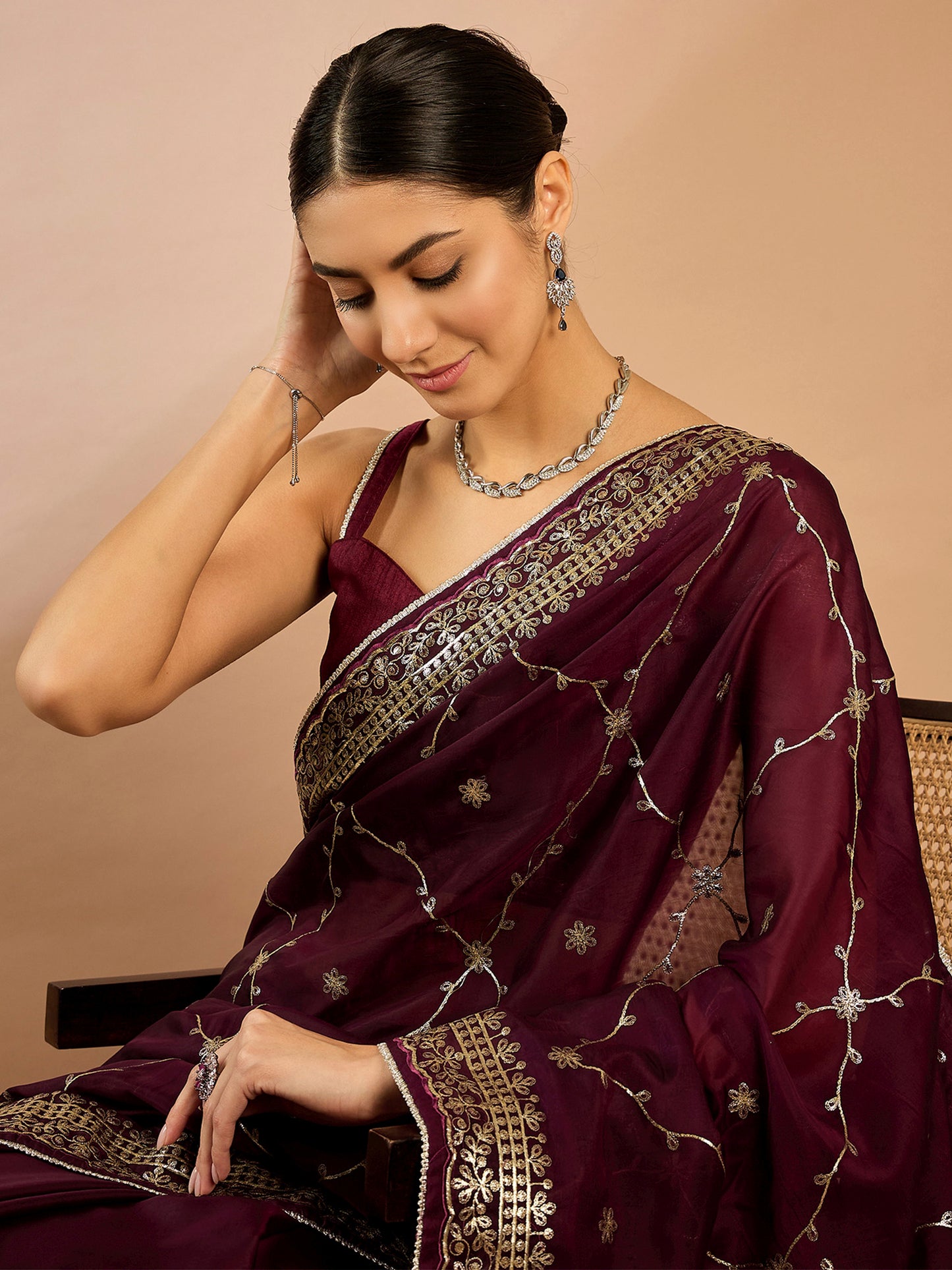Women's Organza Burgundy Embellished Designer Saree With Blouse Piece