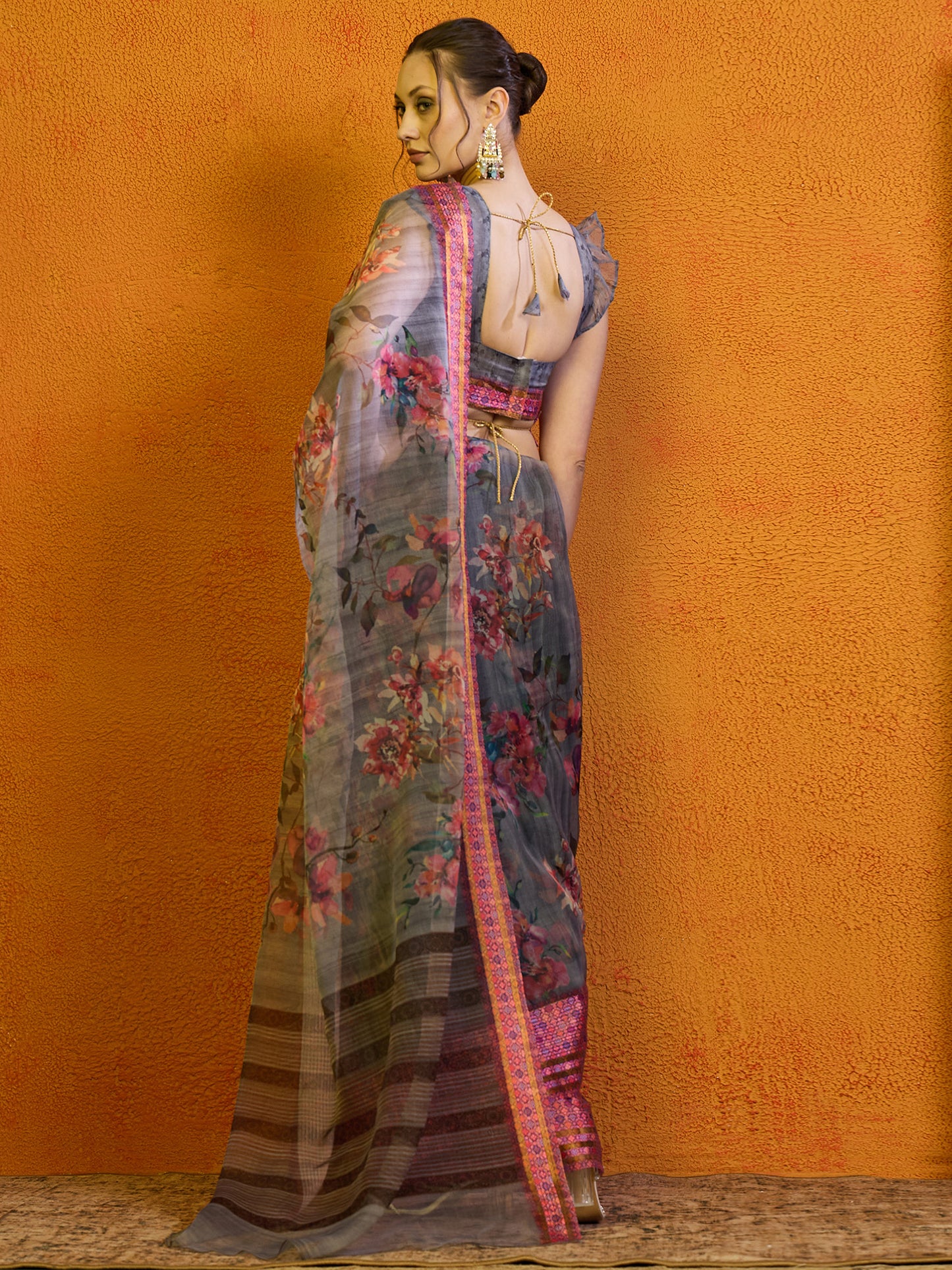Women's Organza Grey Printed Designer Saree With Blouse Piece