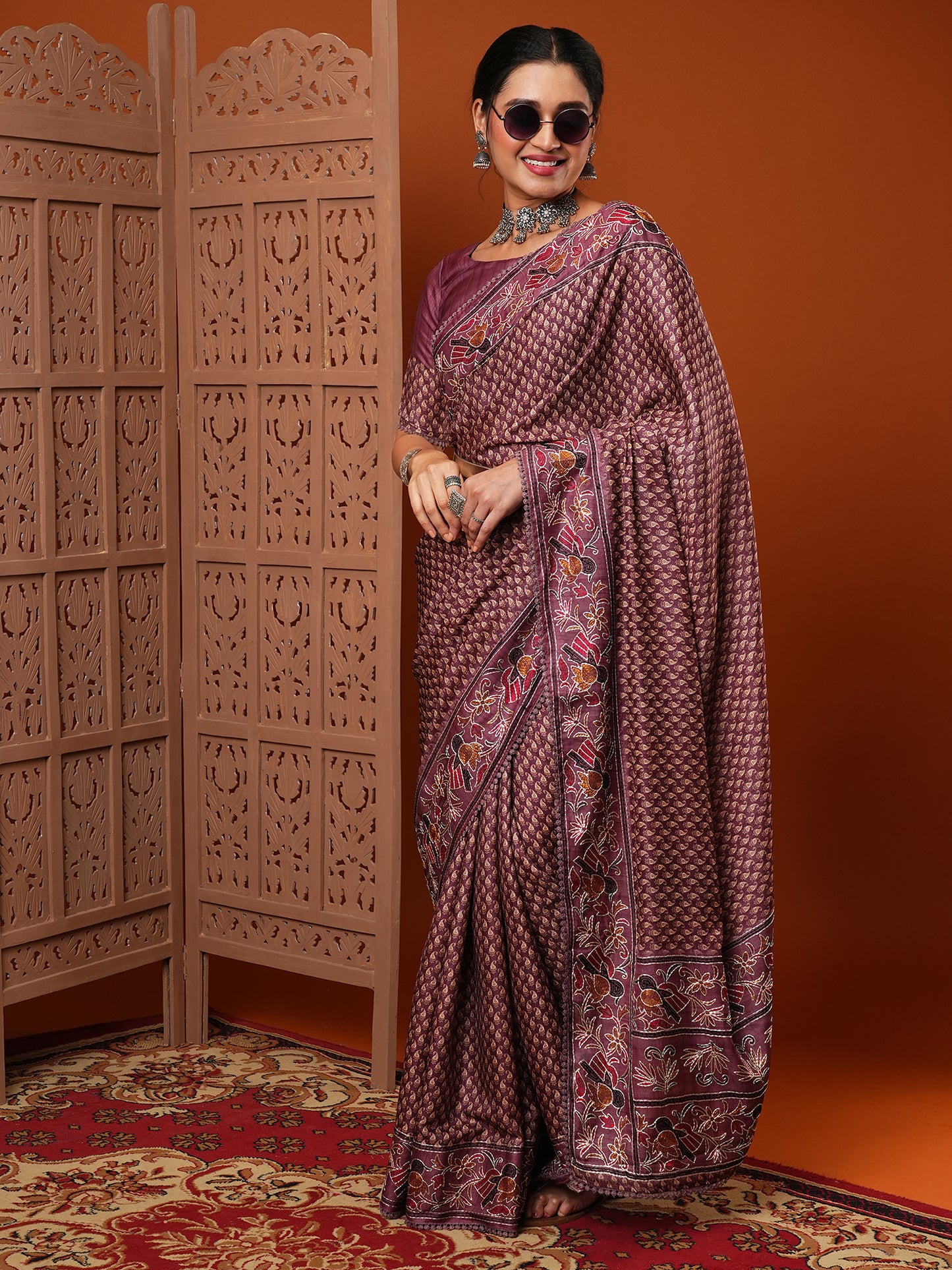 Women's Dola Silk Mauve Embroidered Designer Saree With Blouse Piece