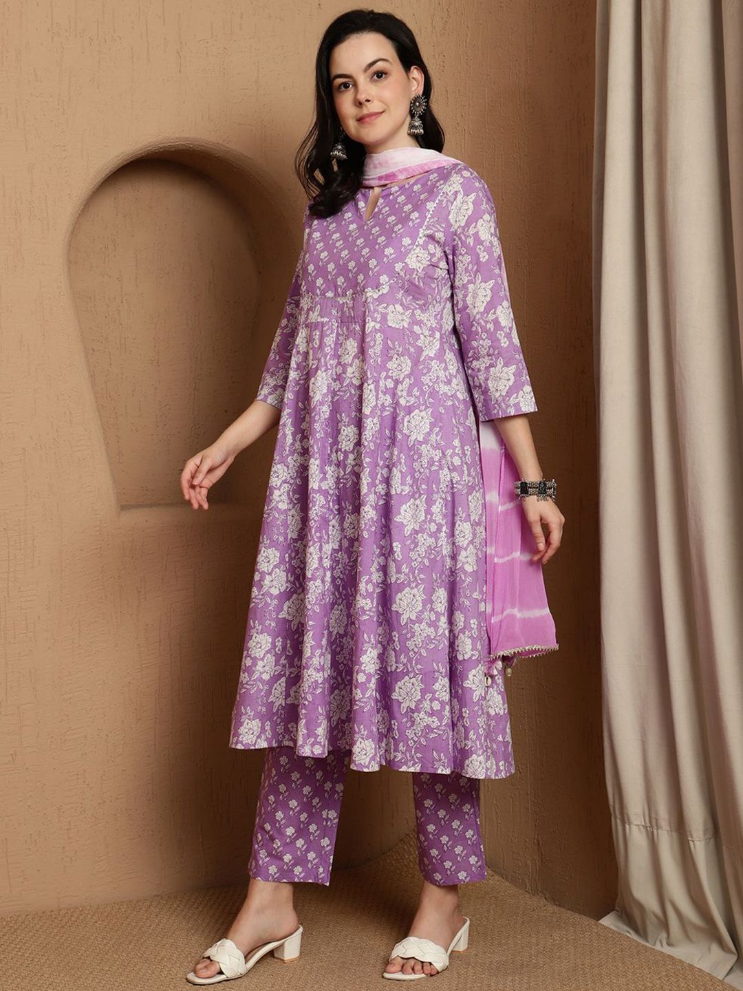 Dhiyona SN Women's Floral Printed Notch Neck Pure Cotton Anarkali Kurta & Trousers With Dupatta