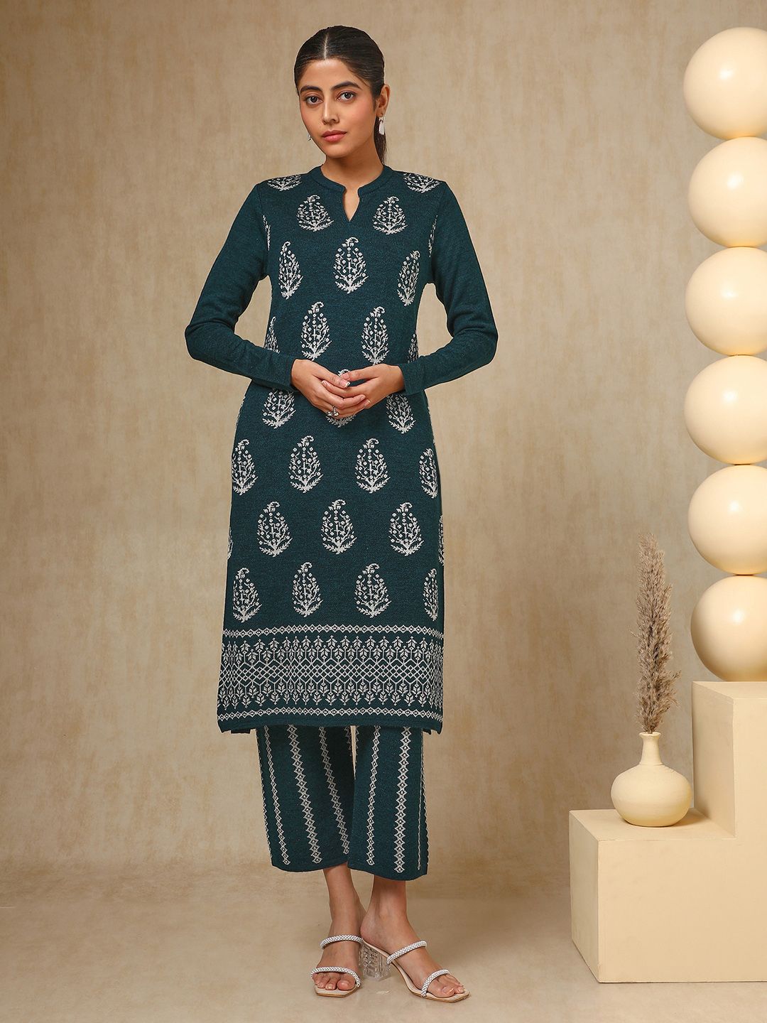 Dhiyona SO Women's Teal Green Paisley Woven Design Mandarin Collar Acrylic Straight Kurta With Trouser