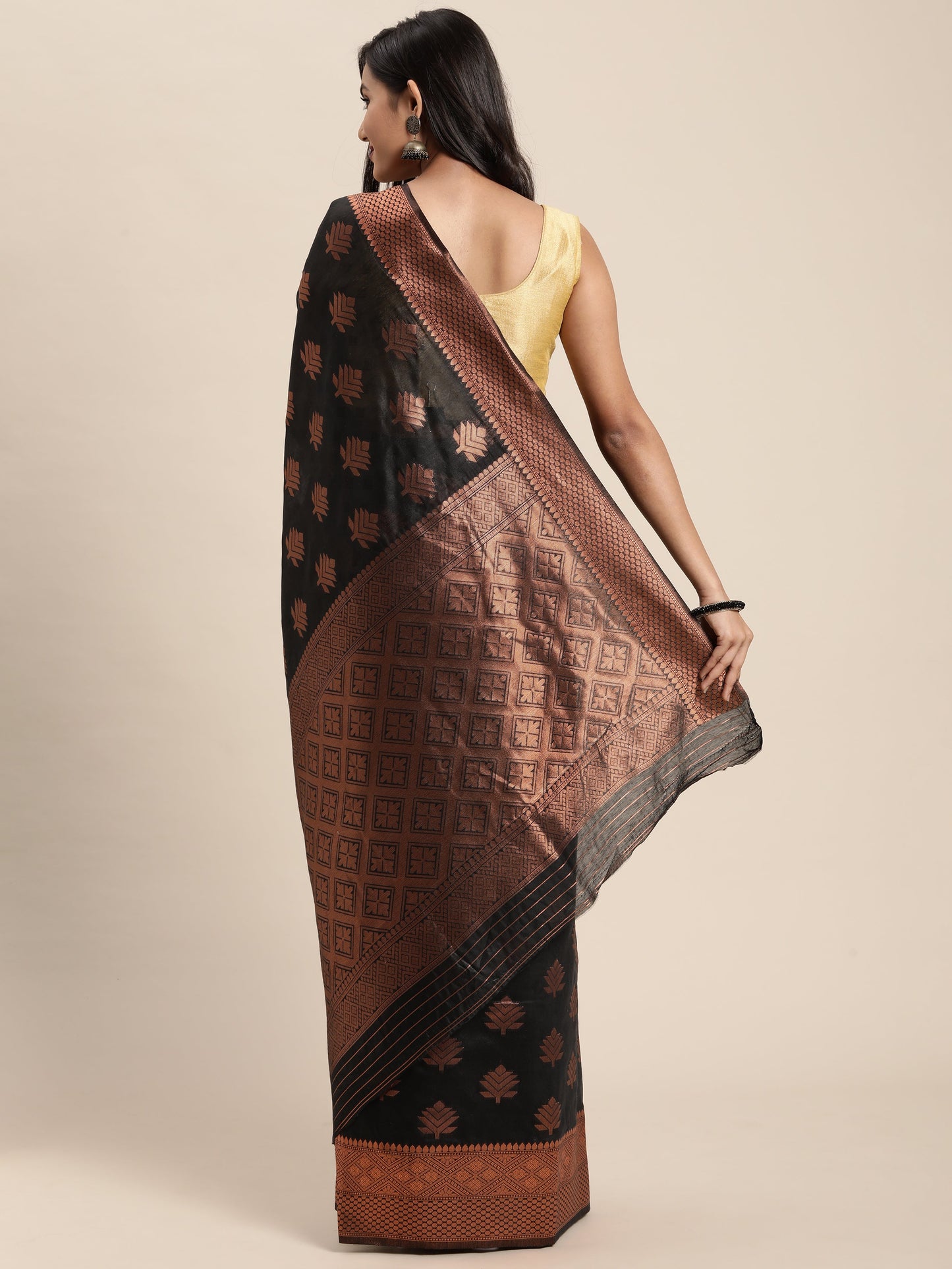 Dhiyona GR Women's Tahira Charming Black Silk Blend Saree