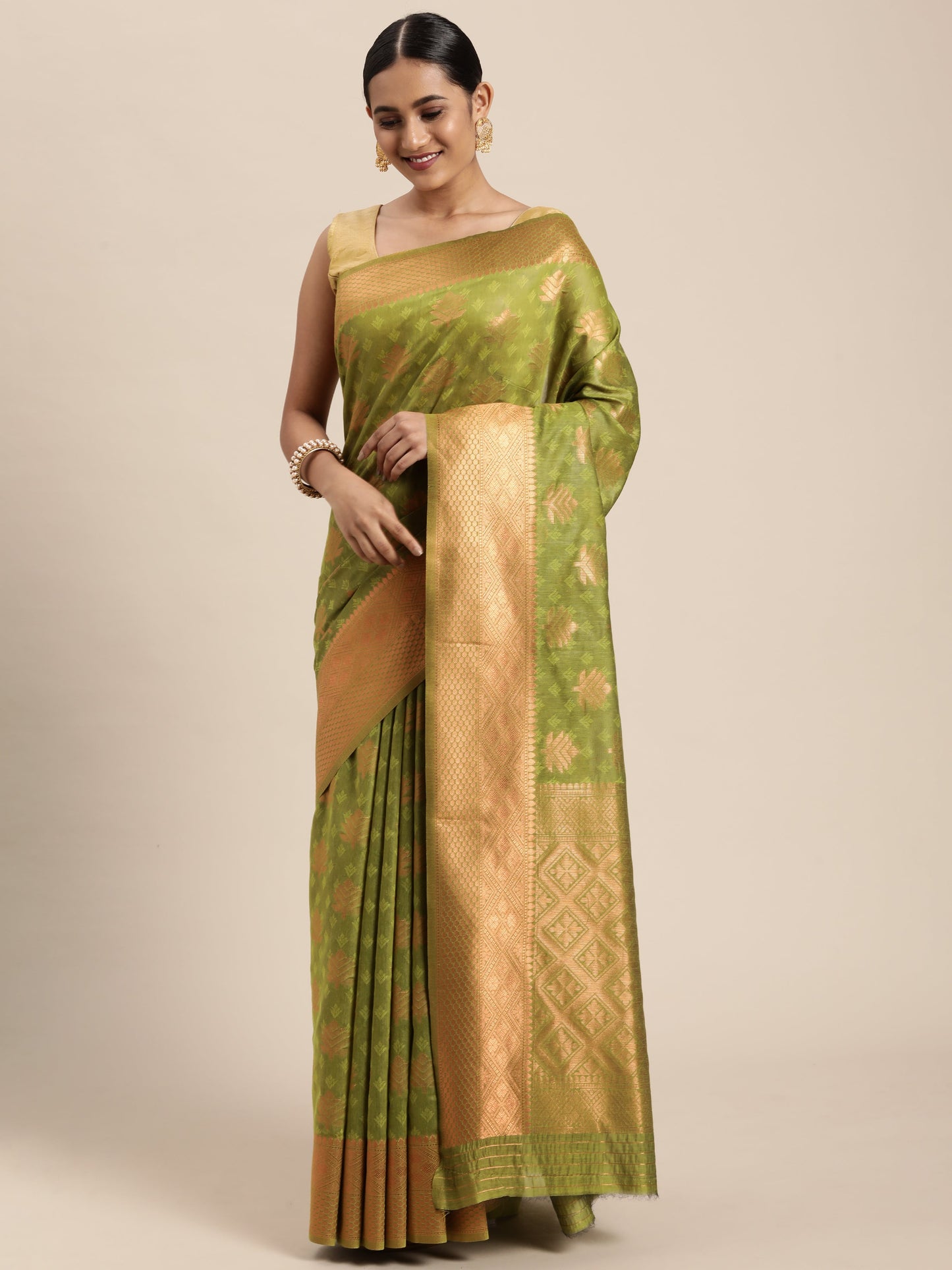 Dhiyona GR Women's Tahira Parrot Green Silk Blend Saree