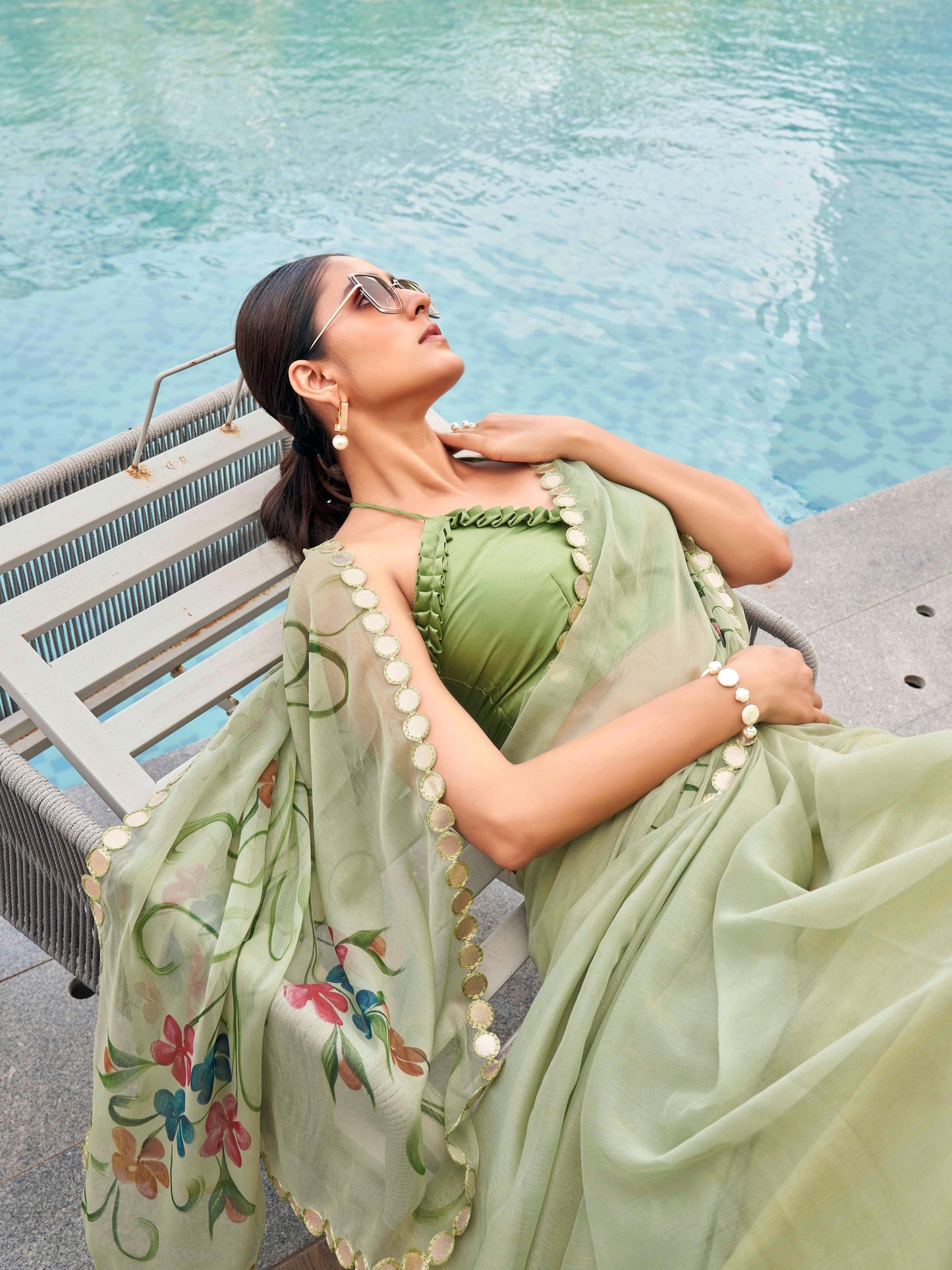 Dhiyona TI Women's Green Colored Hand Printed Chiffon Saree with Unstitched Blouse