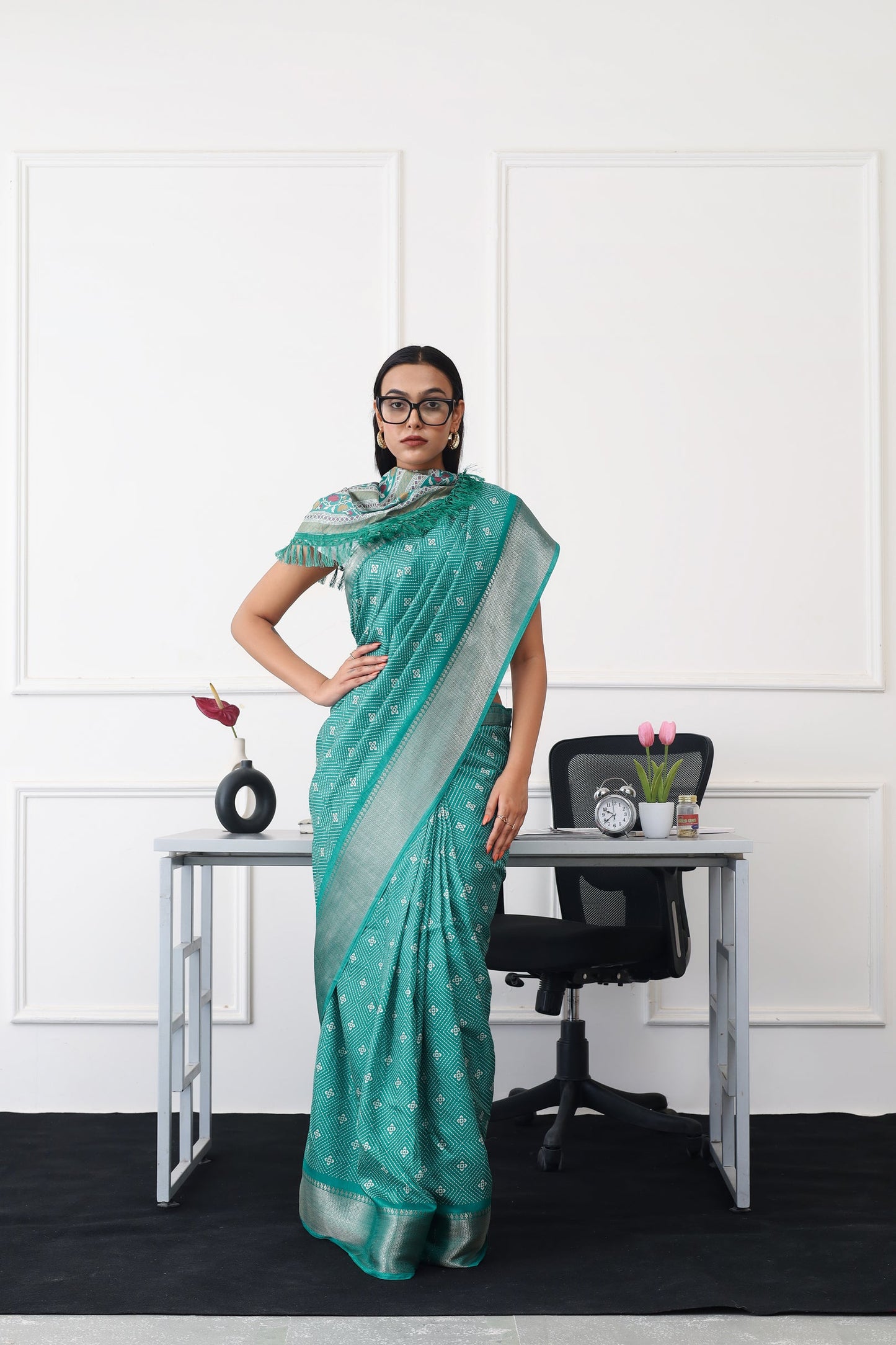Dhiyona TI Women's Ready To Wear Green Printed Saree with Unstitched Blouse