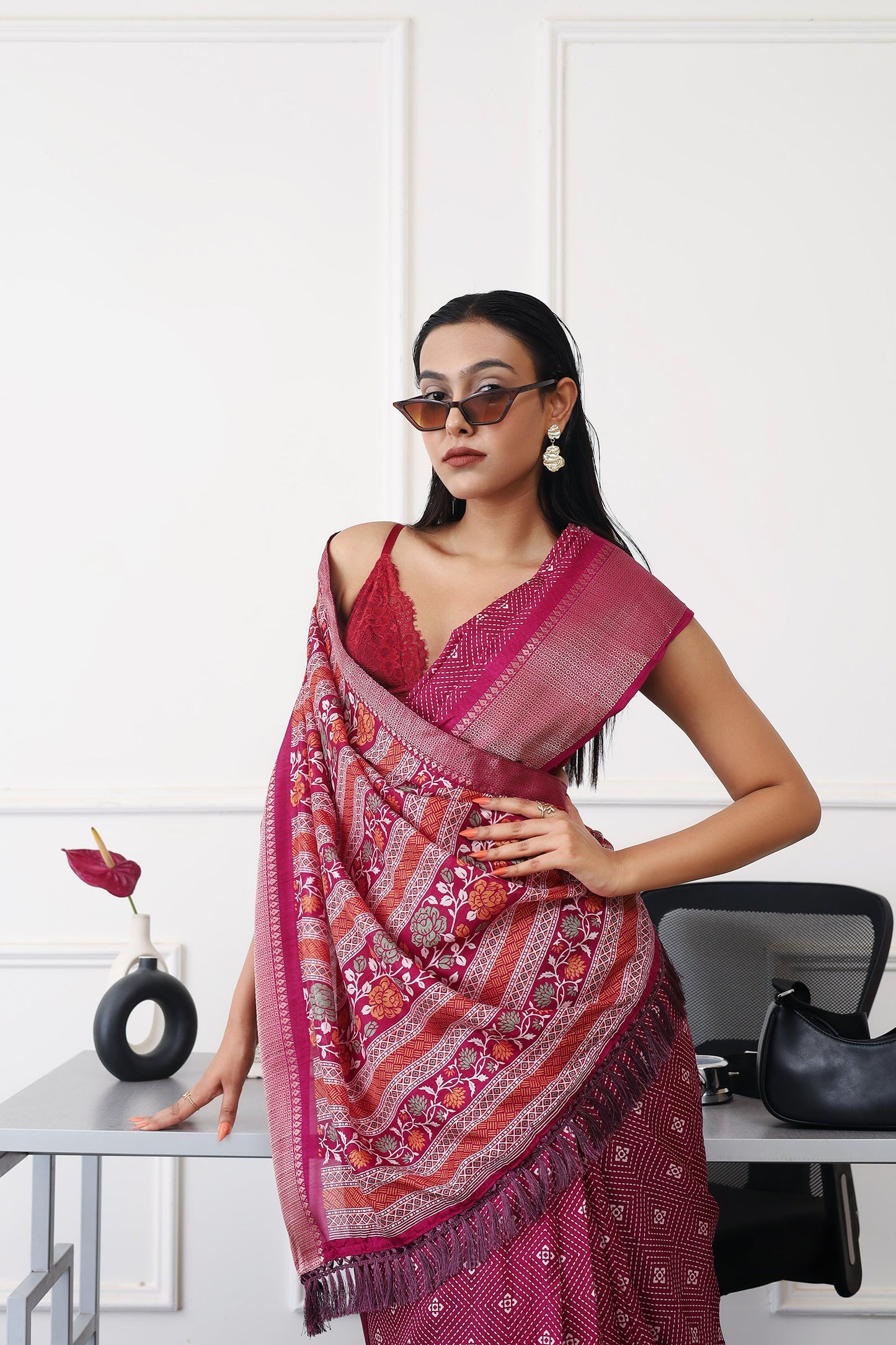 Dhiyona TI Women's Ready To Wear Magenta Printed Saree with Unstitched Blouse