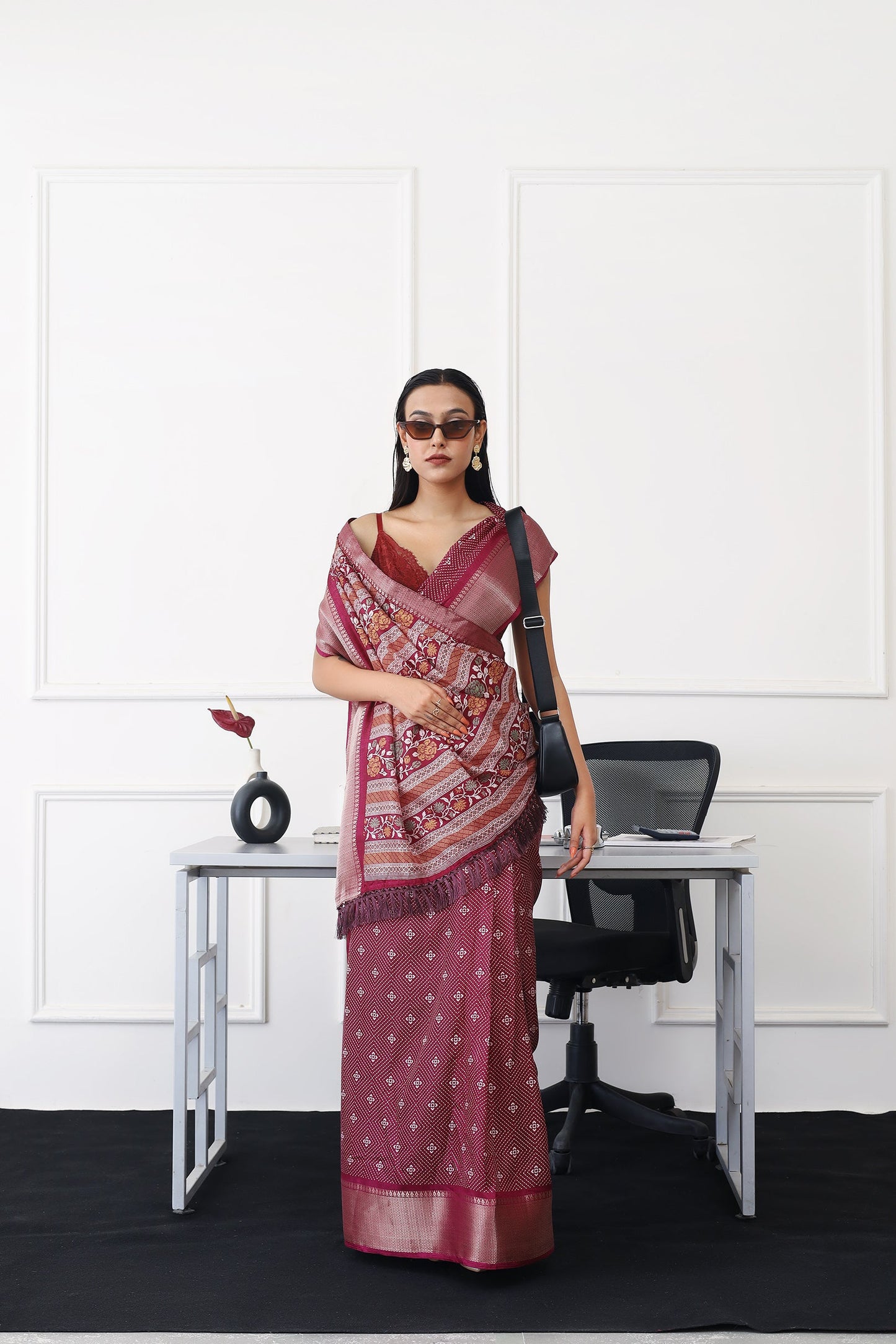 Dhiyona TI Women's Ready To Wear Magenta Printed Saree with Unstitched Blouse