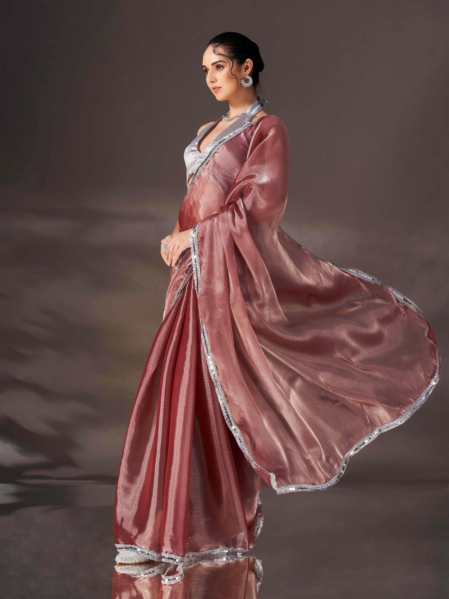 Dhiyona TI Women's Maroon Shimmer Satin Chiffon Saree With Unstitched Blouse