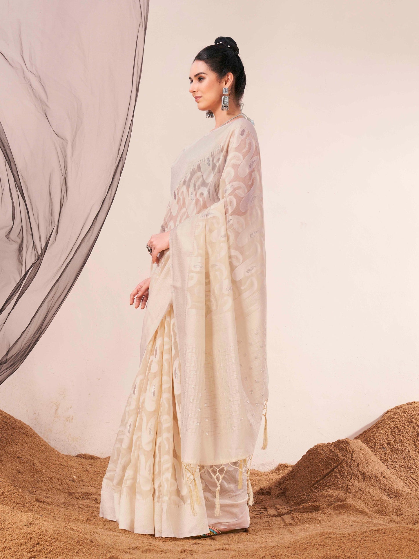 Dhiyona TI Women's Ready To Wear Beige Woven Saree with Unstitched Blouse