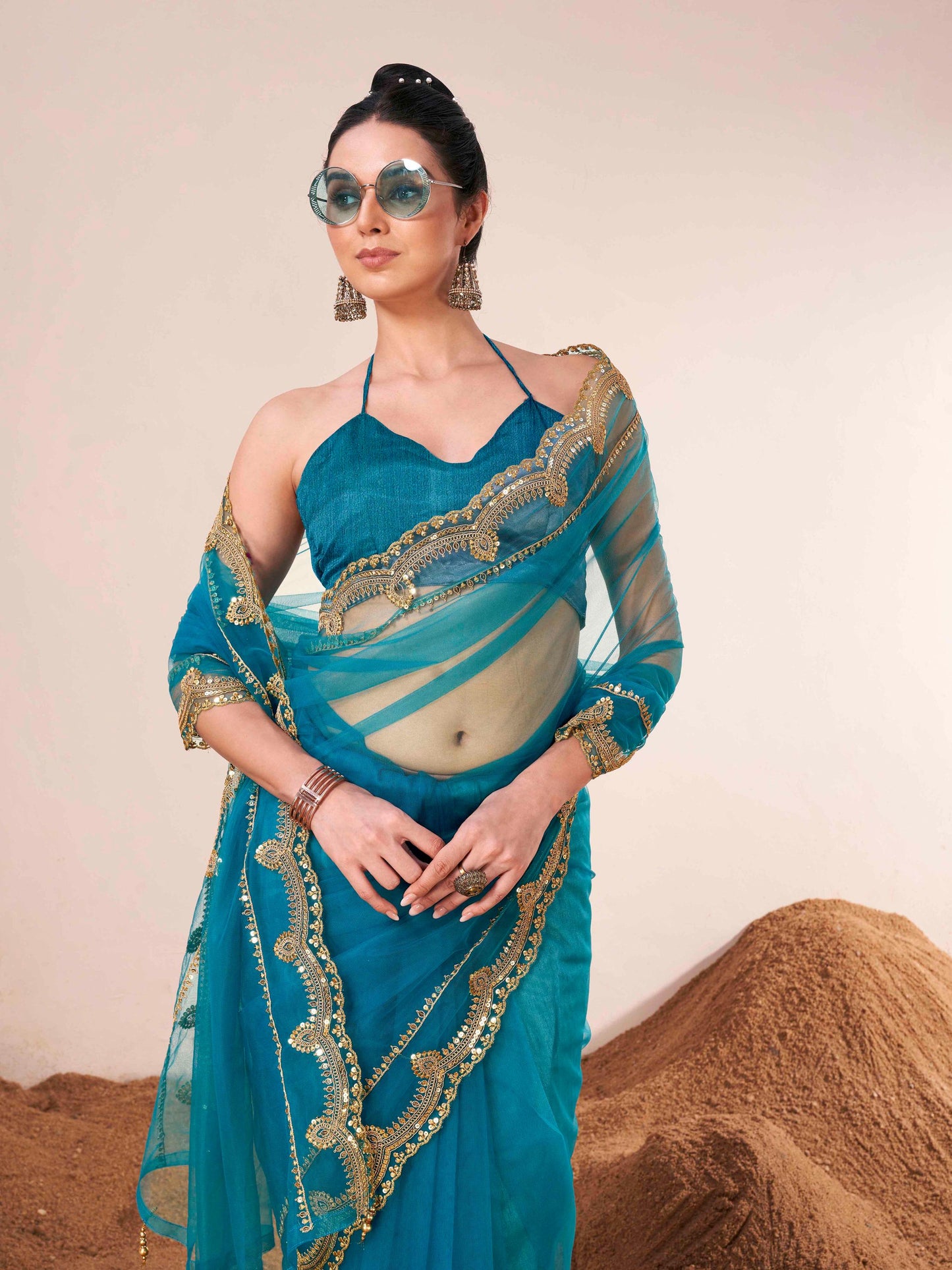 Dhiyona TI Women's Firozi Colored Net Embellished Saree with Unstitched Blouse