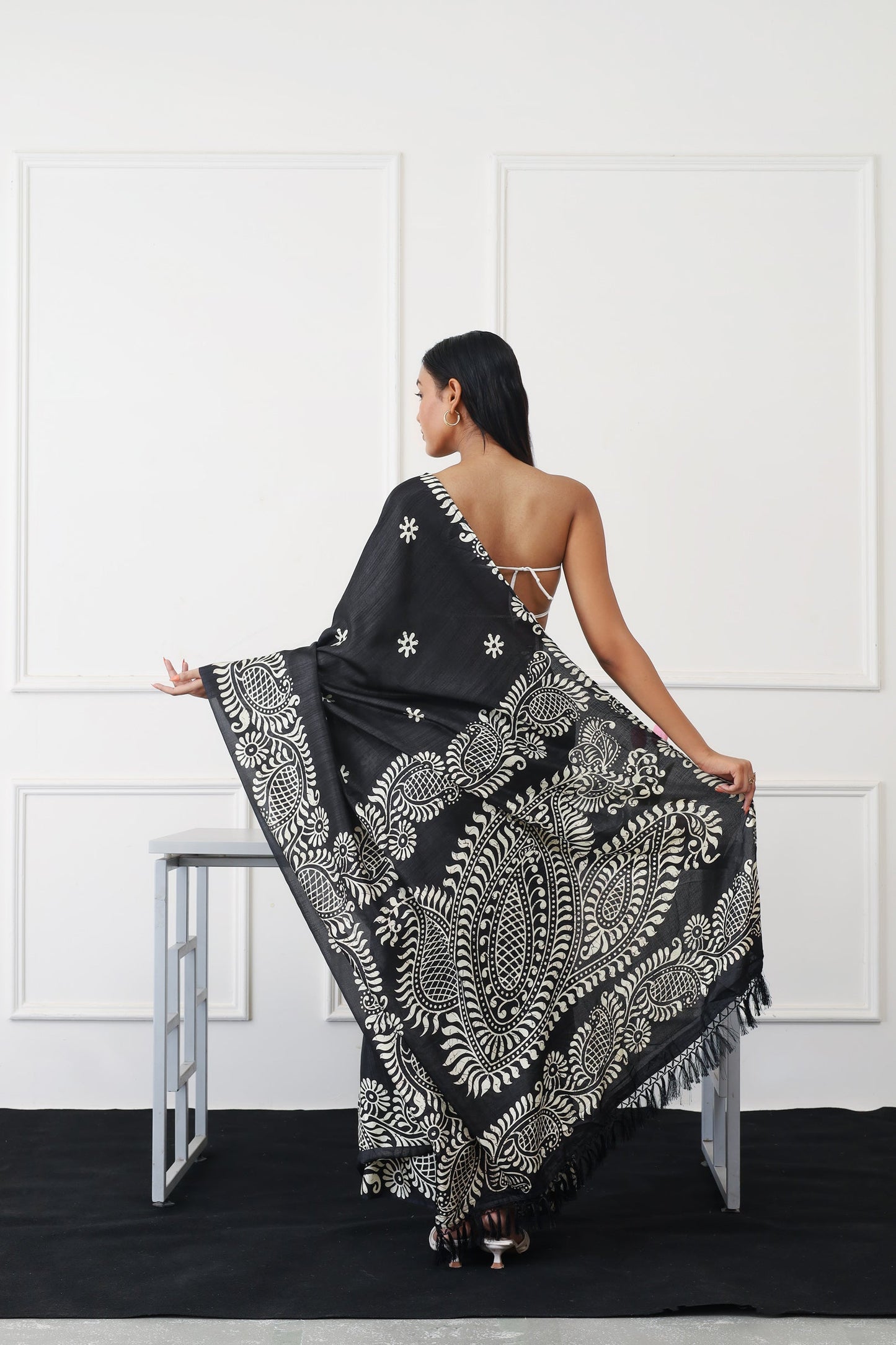 Dhiyona TI Women's Ready To Wear Black Colored Printed Satin Saree with Unstitched Blouse