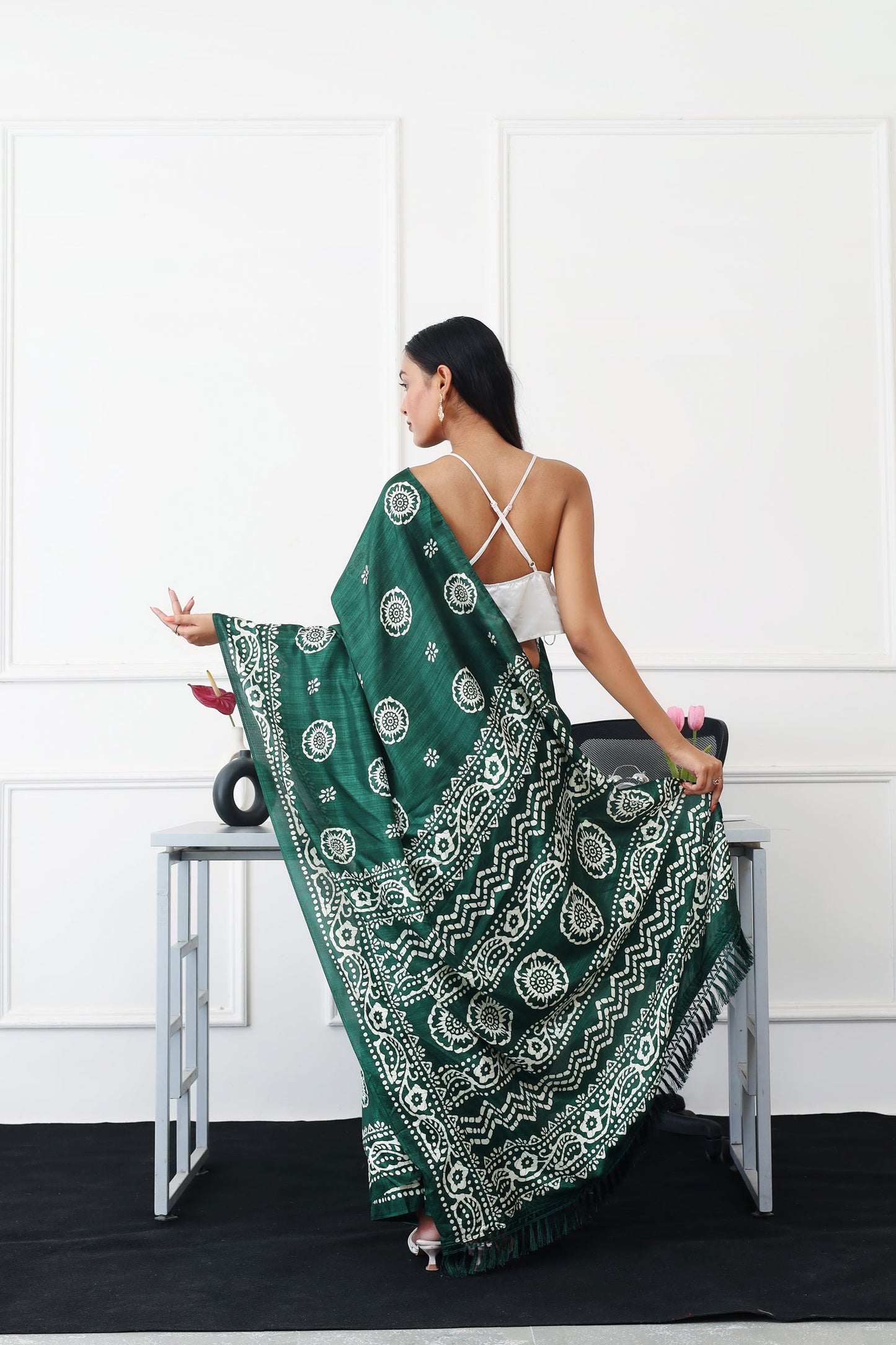 Dhiyona TI Women's Ready To Wear Green Floral Printed Satin Saree with Unstitched Blouse