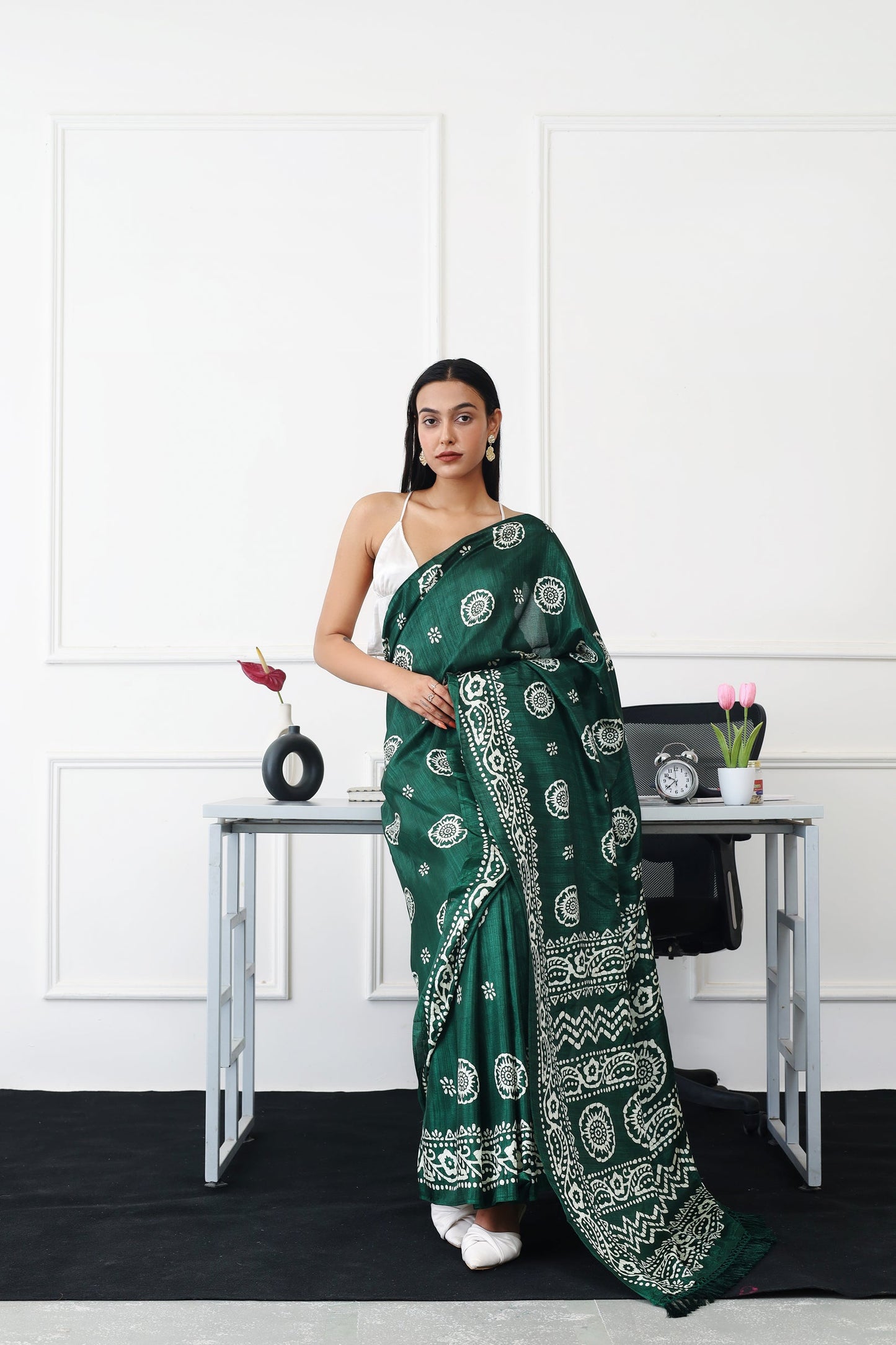 Dhiyona TI Women's Ready To Wear Green Floral Printed Satin Saree with Unstitched Blouse