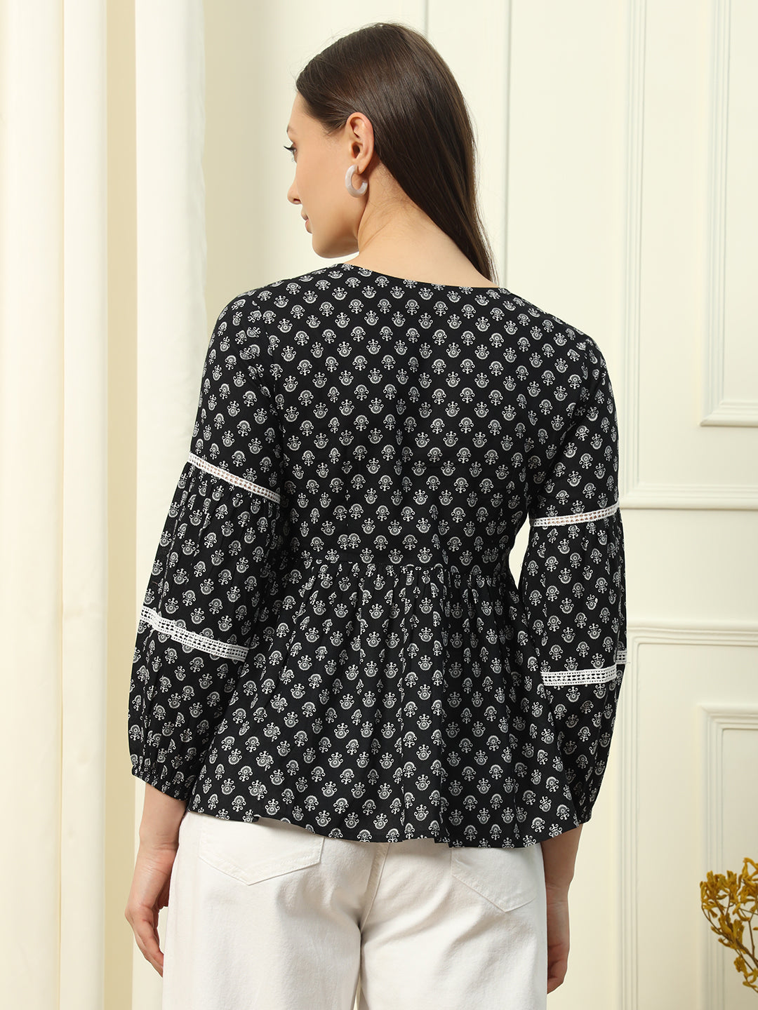 Women's Black Printed Cotton Top