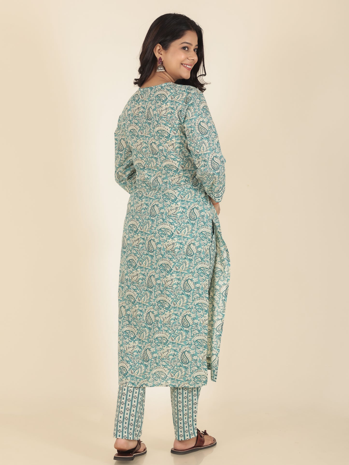 Women's Cotton Green Straight Kurta Set