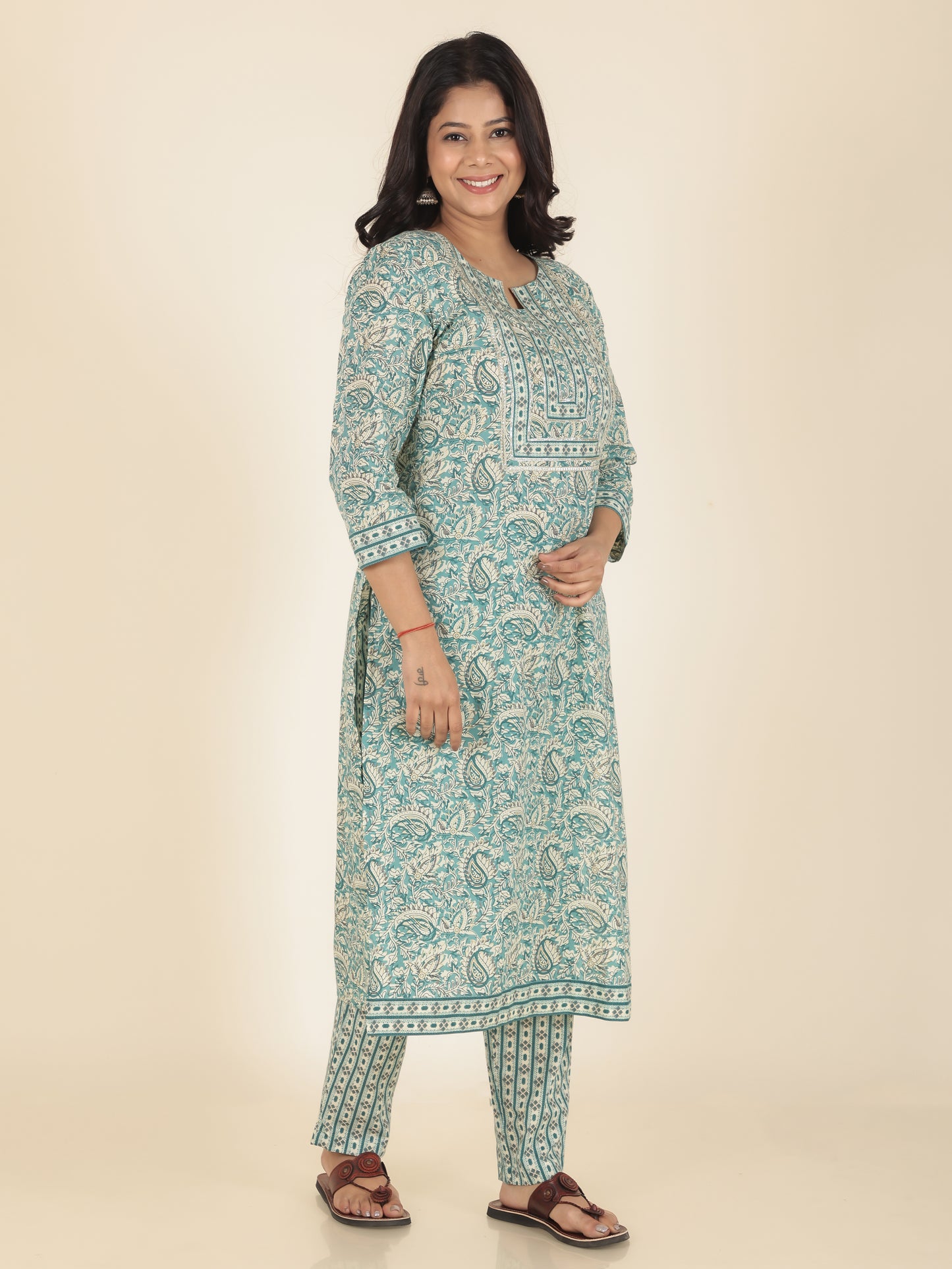 Women's Cotton Green Straight Kurta Set