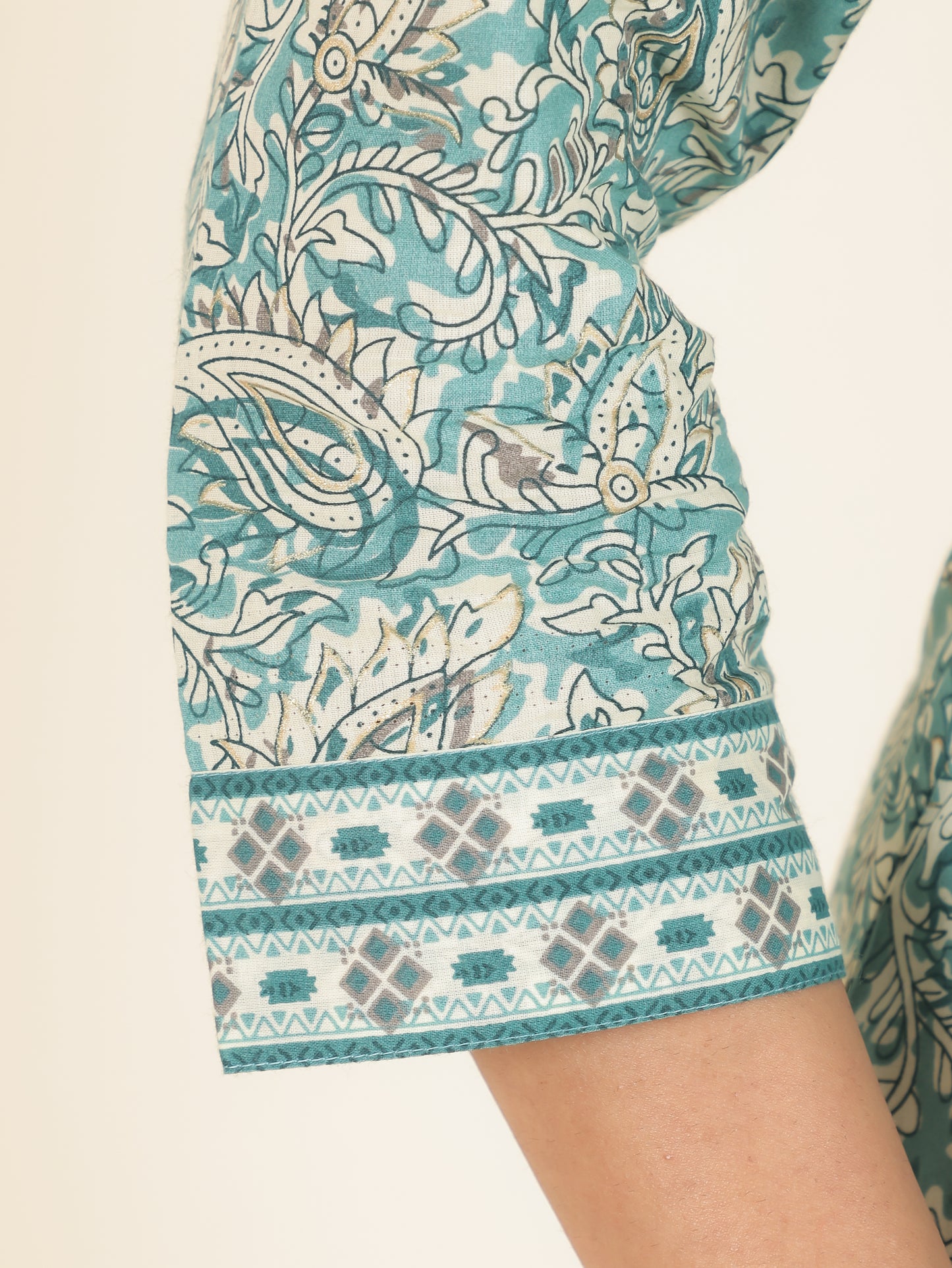 Women's Cotton Green Straight Kurta