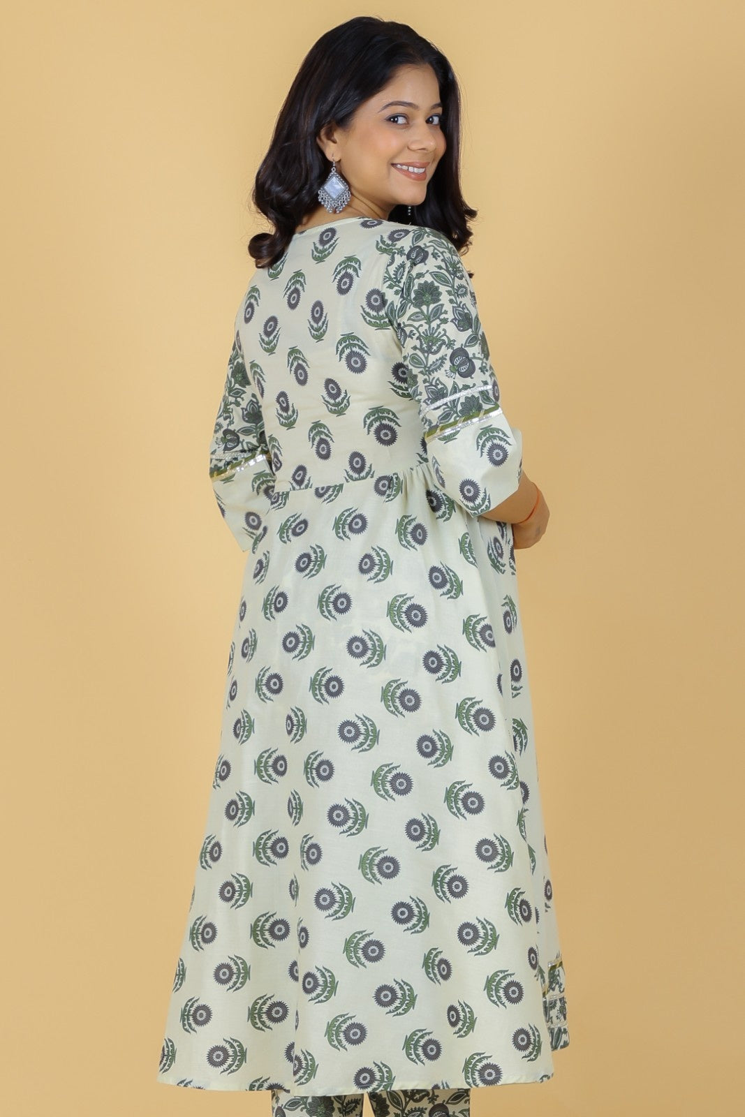 Women's Cotton Off White Flared Kurta