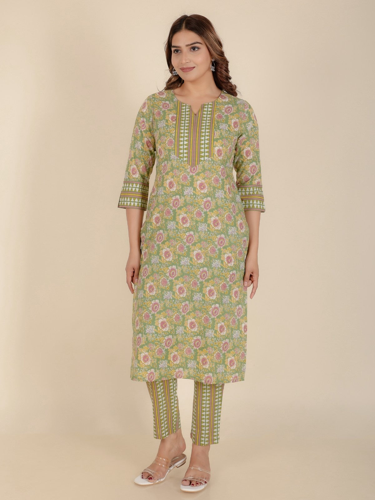 Women's Cotton Green Straight Kurta Set