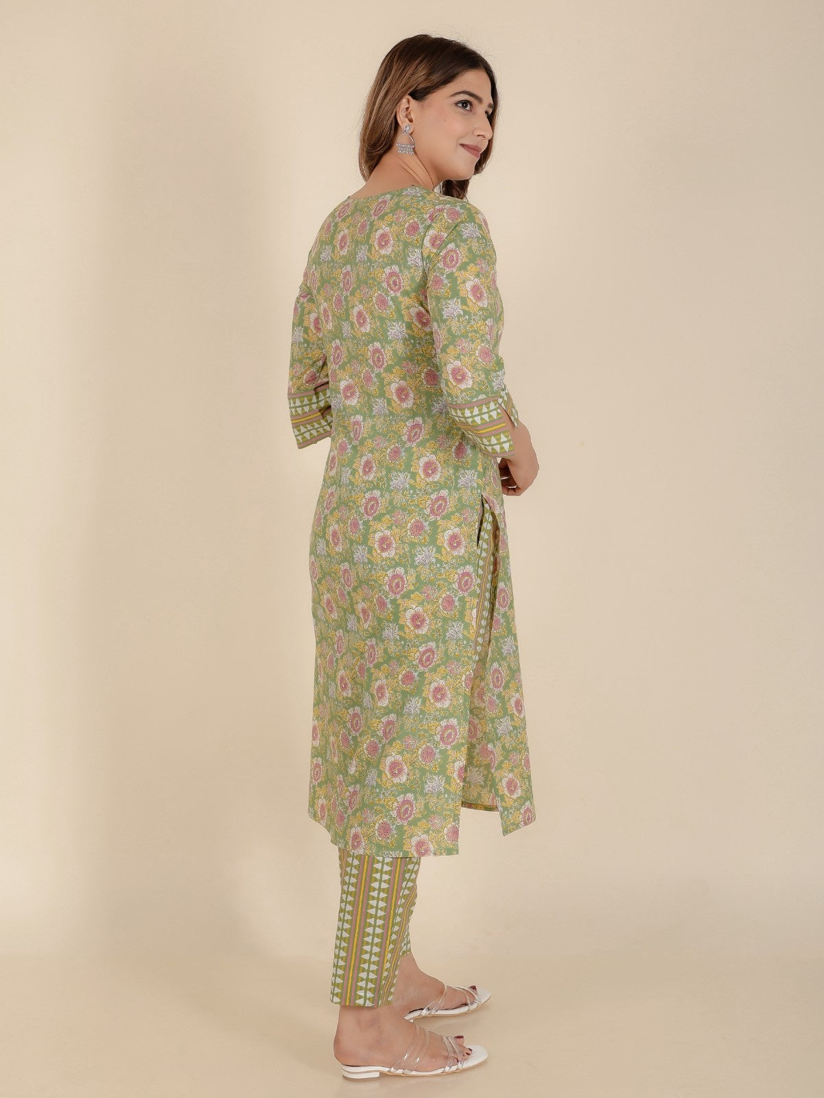 Women's Cotton Green Straight Kurta Set